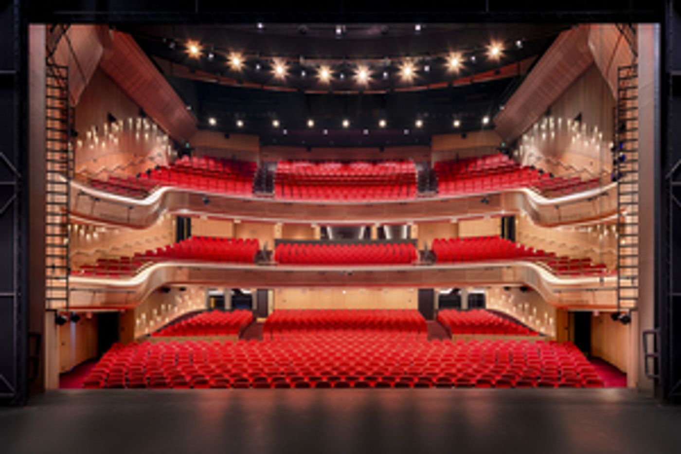 Her Majesty's Theatre Takes The Spotlight At Master Builders Awards  Image