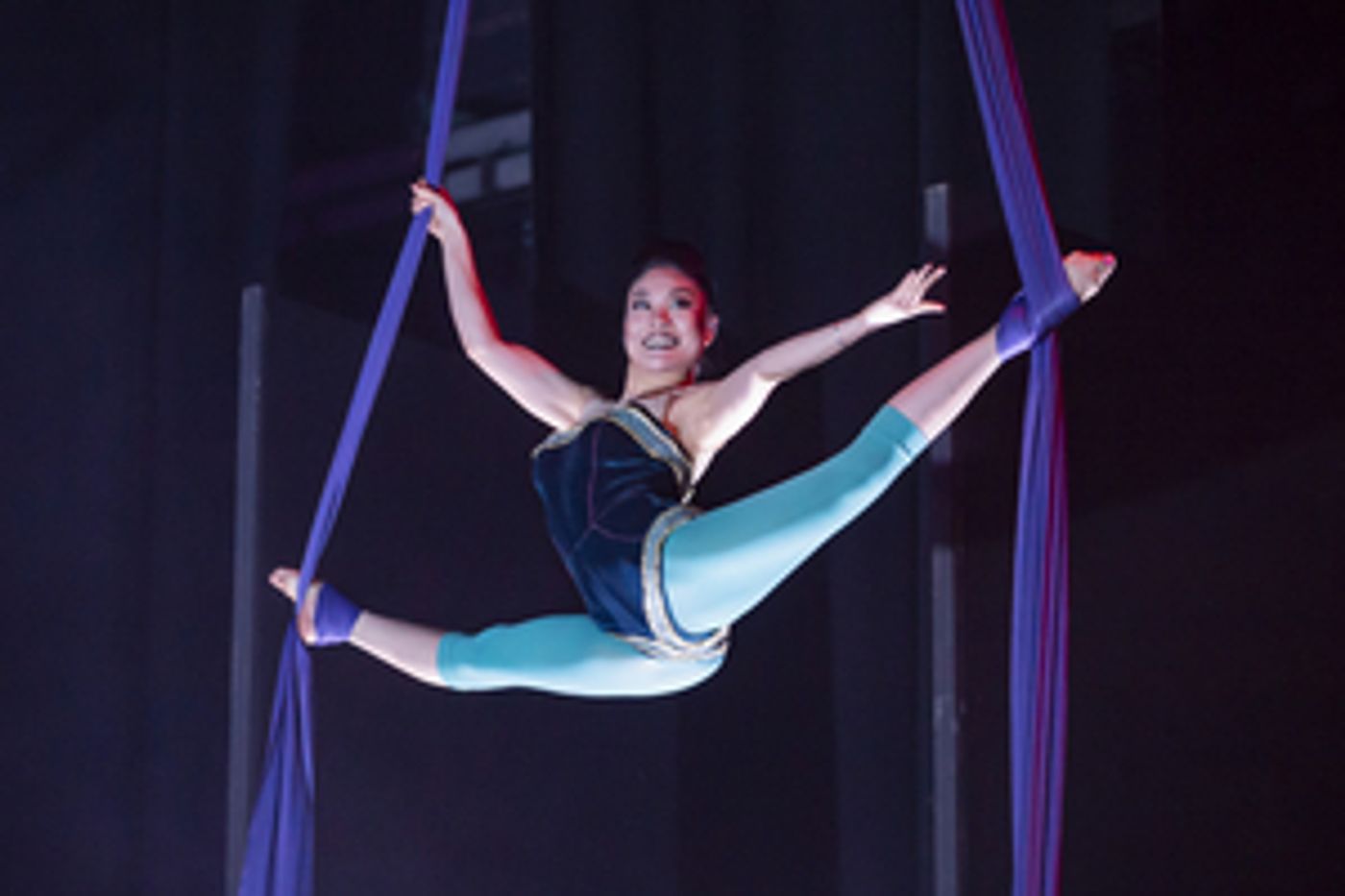 Review: CIRQUE BESERK!, Garrick Theatre  Image