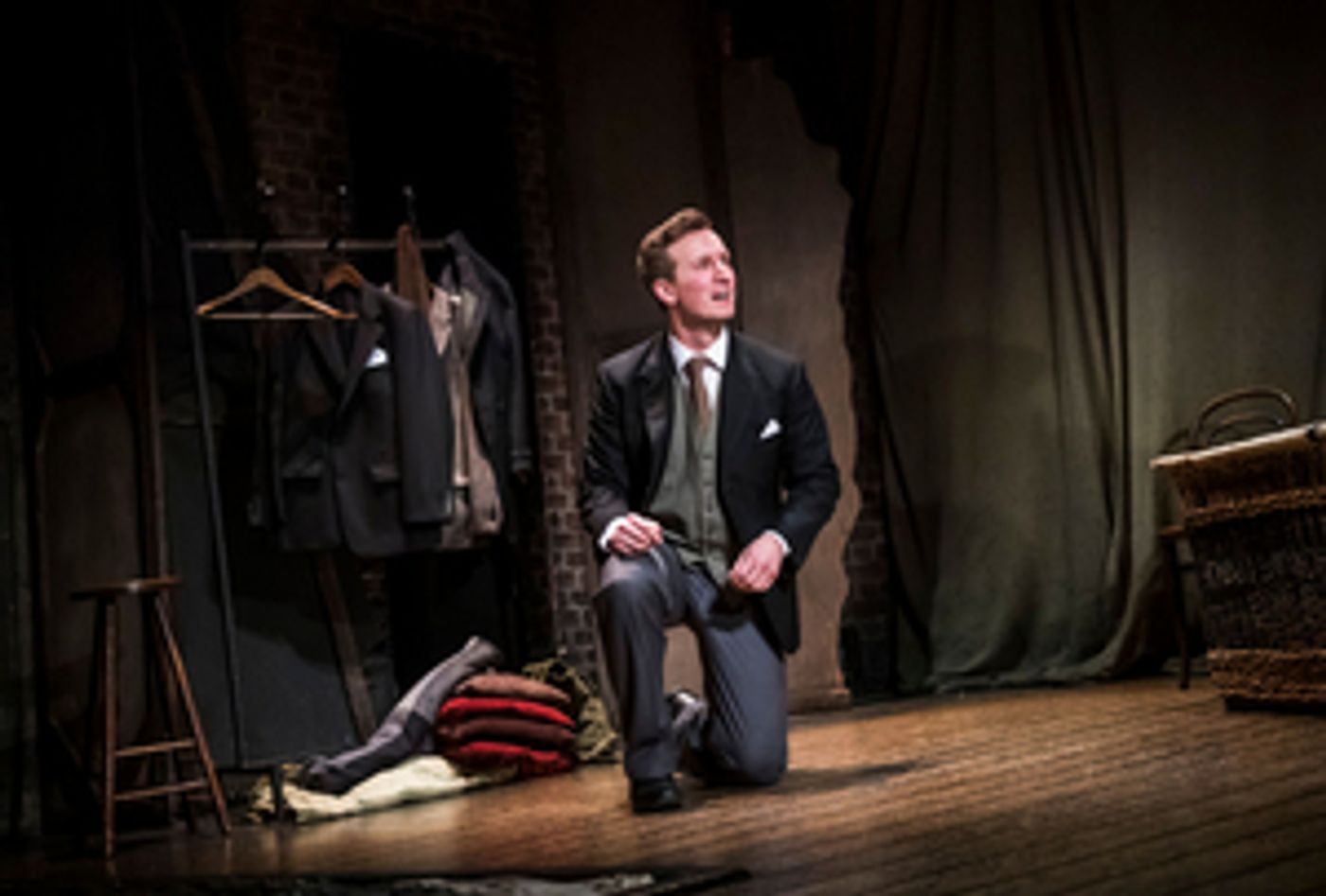 Full Cast Announced For THE WOMAN IN BLACK; Terence Wilton and Max Hutchinson Return  Image