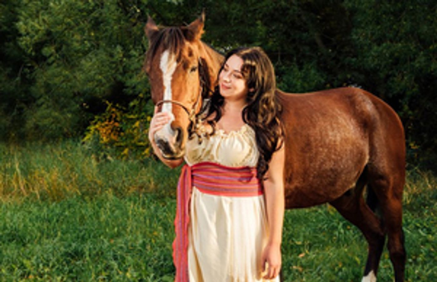 Review: MARY'S WEDDING Haunts the Citadel Theatre  Image