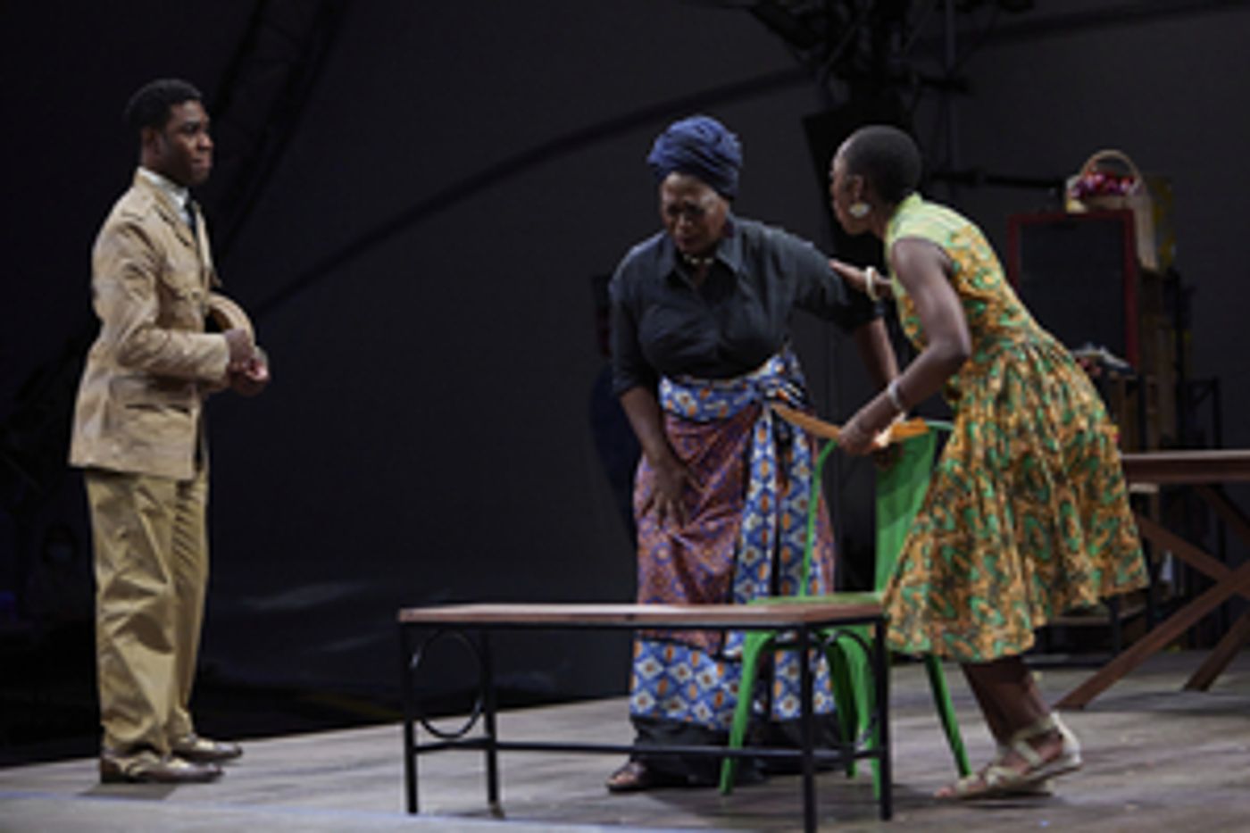 Review: SERVING ELIZABETH at the Stratford Festival Offers a Fresh Take on a Familiar Story and Proves an Important Point in the Process  Image