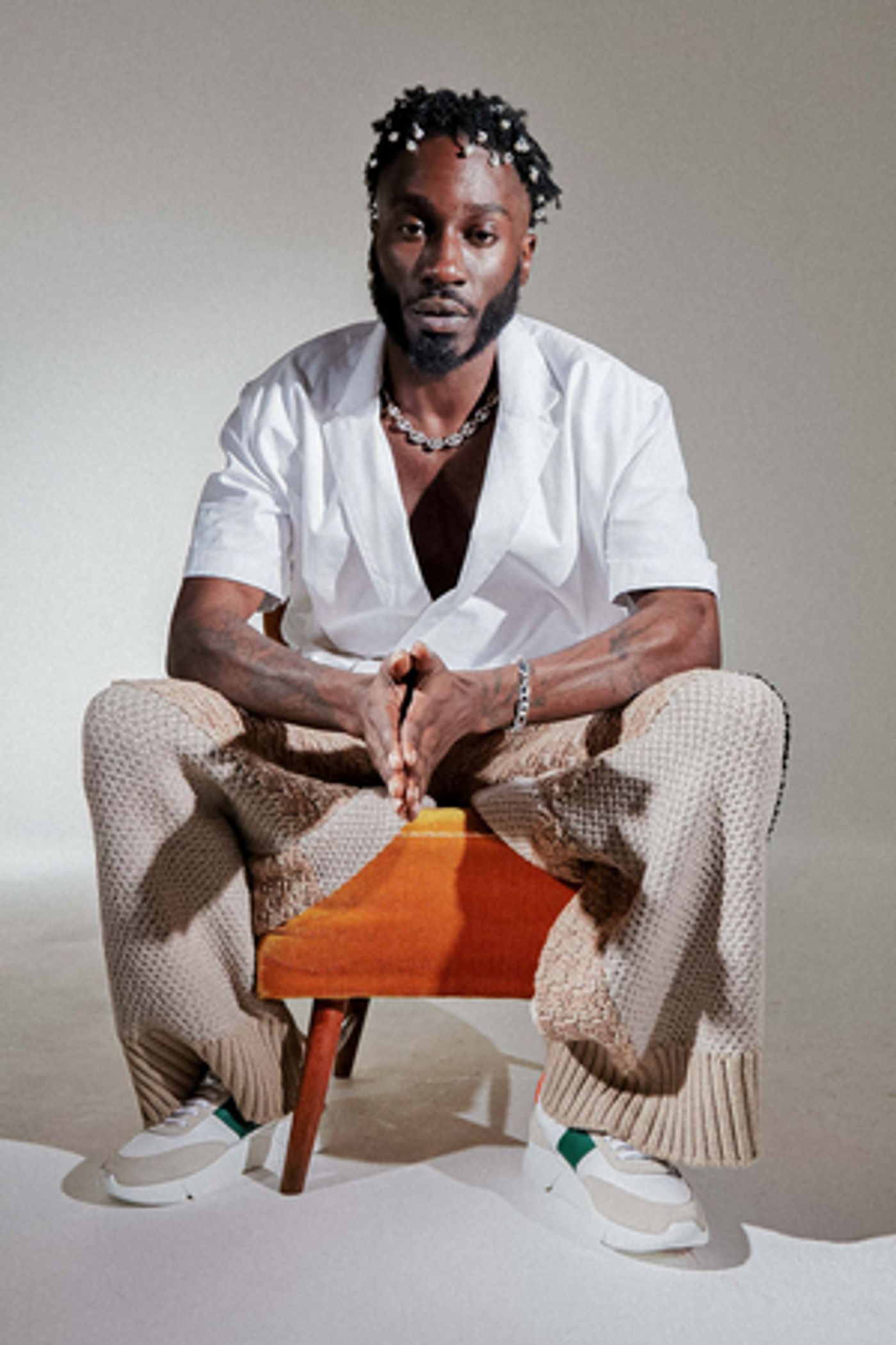 Kojey Radical Shares New Single 'War Outside (Feat. Lex Amor)'  Image