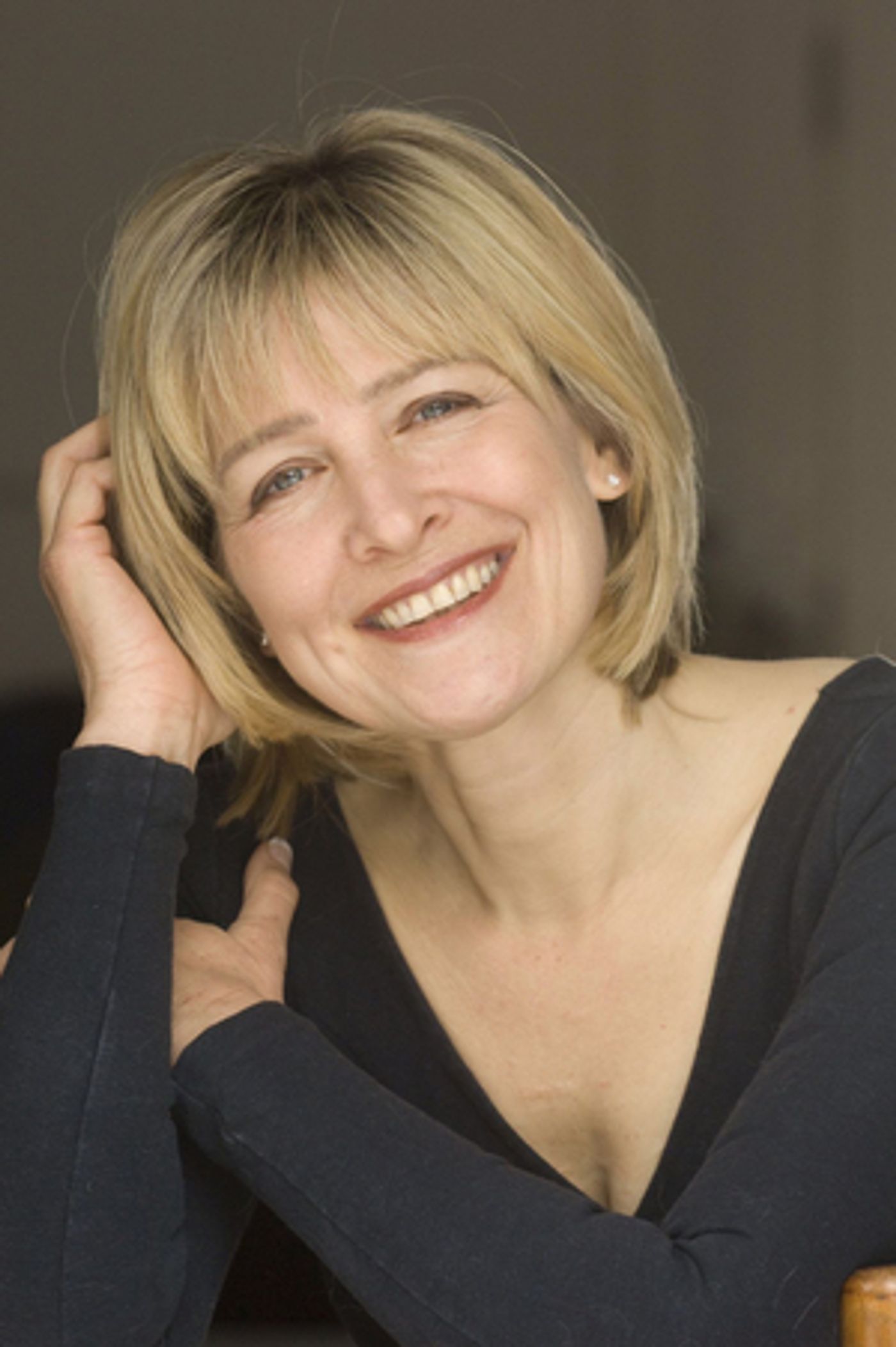 Berkshire Theatre Group to Present SHIRLEY VALENTINE Berkshire Theatre Group to Present SHIRLEY VALENTINE Image