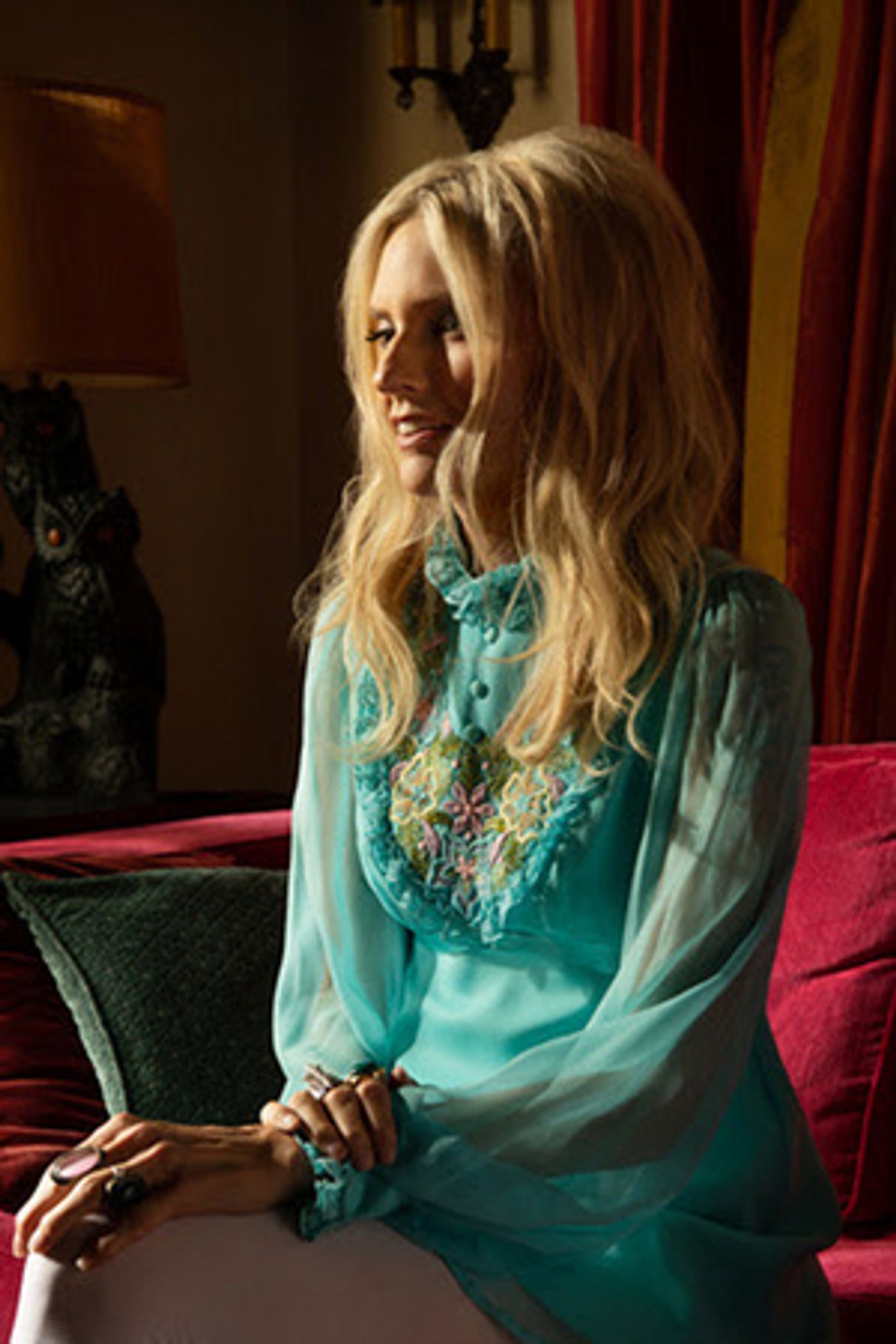 Aimee Mann Releases New Single 'Burn It Out' From GIRL, INTERRUPTED Musical Aimee Mann Releases New Single 'Burn It Out' From GIRL, INTERRUPTED Musical Image