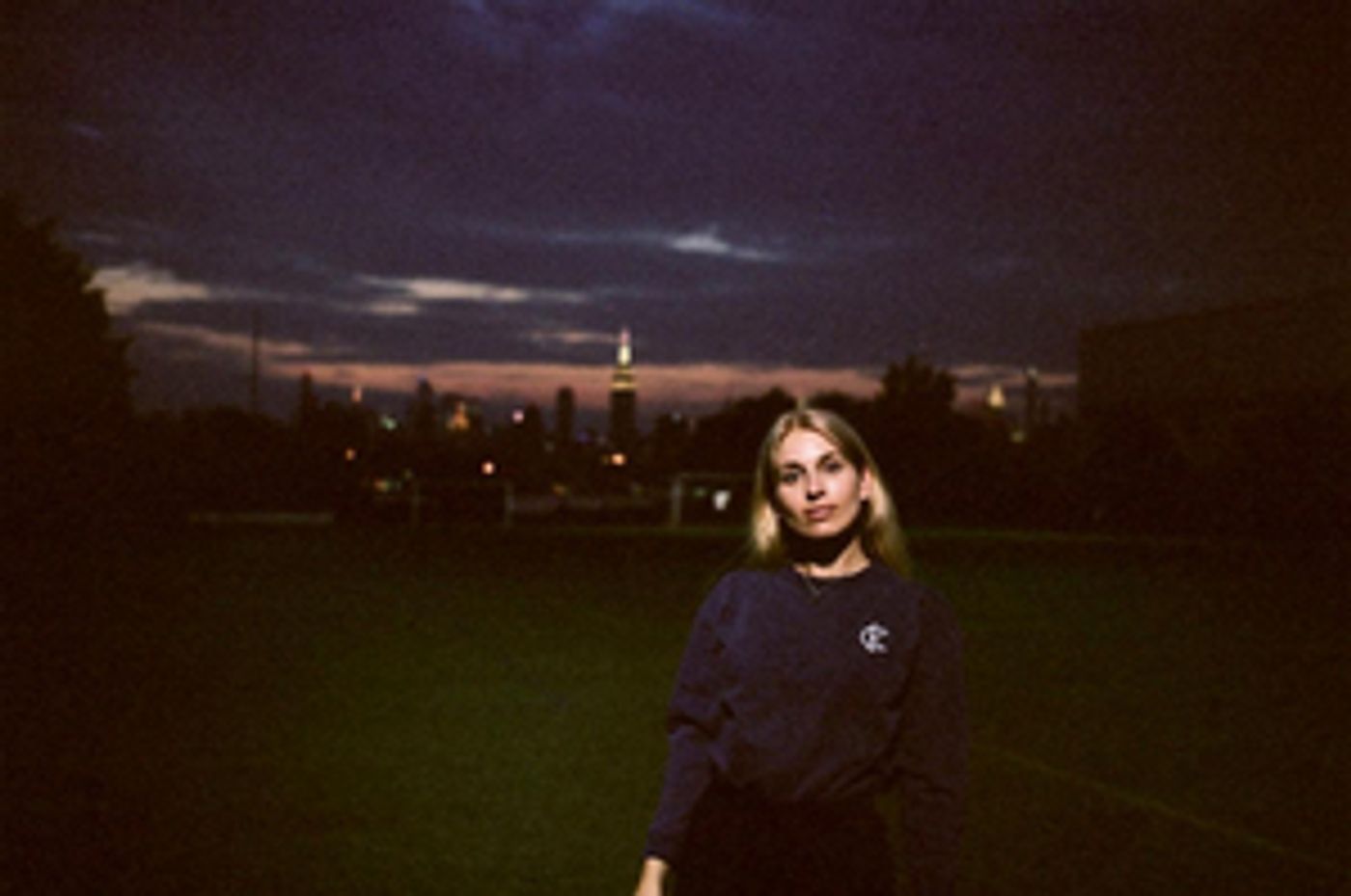 MUNYA Releases 'Tonight, Tonight' Cover from Upcoming Album  Image