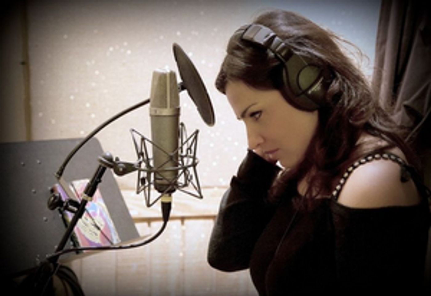 Letizia Gambi and Drummer Lenny White Will Perform at The Cutting Room Next Month  Image