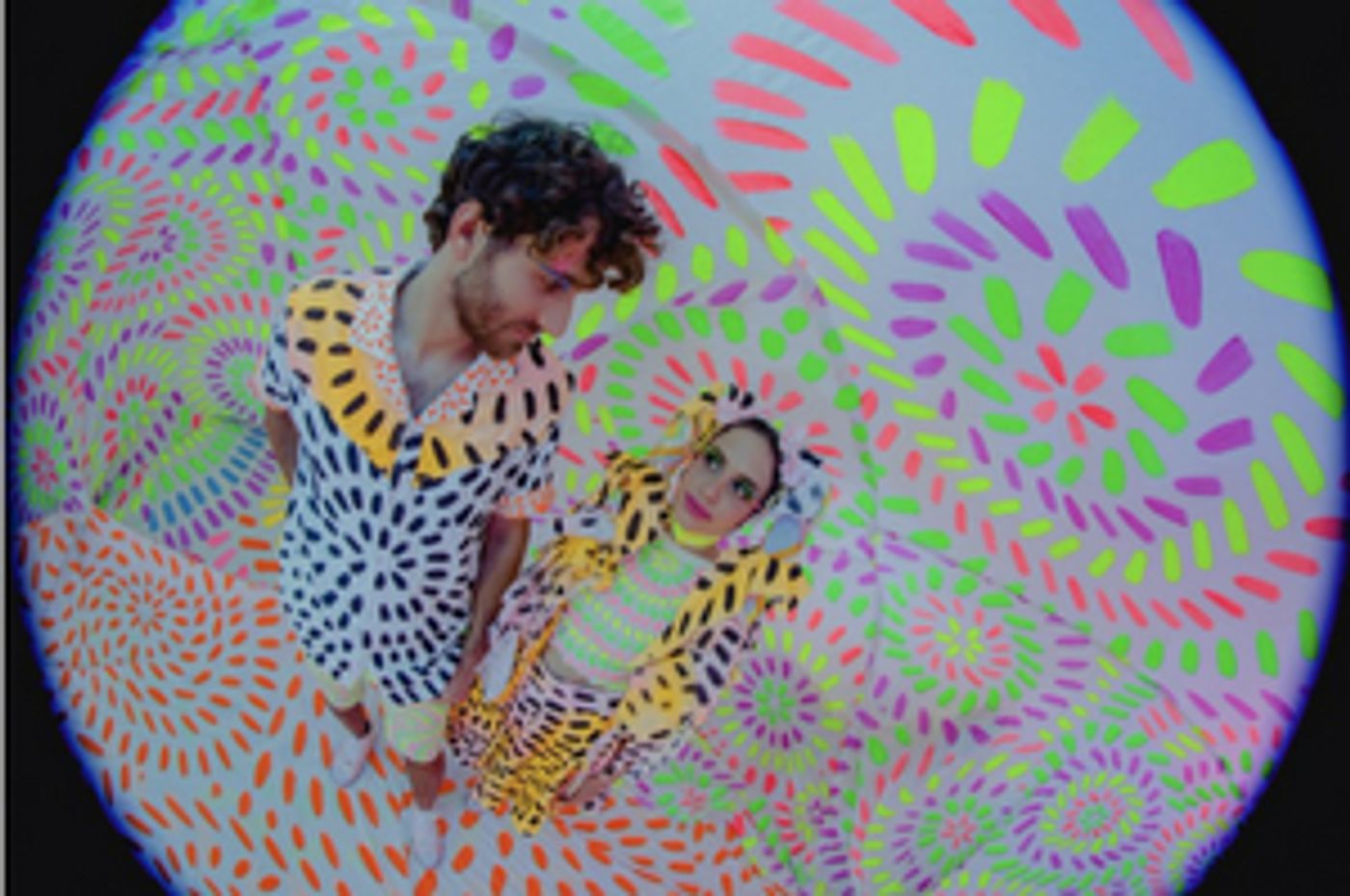 VIDEO: Magdalena Bay Share New Video For 'Hysterical Us' Before Debut Album Release  Image