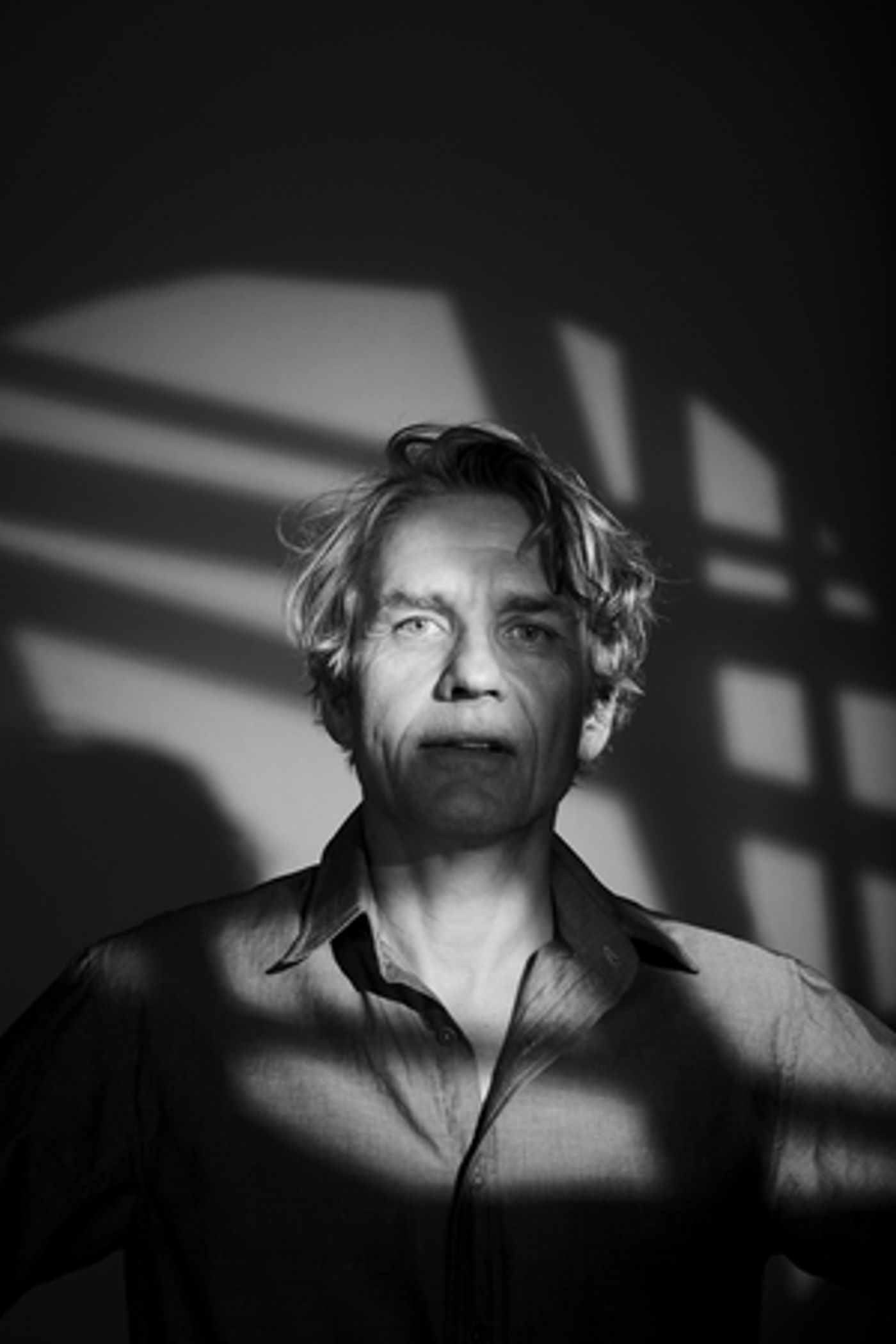 VIDEO: Dean Wareham Releases 'As Much As It Was Worth' Music Video Ahead of New Album  Image