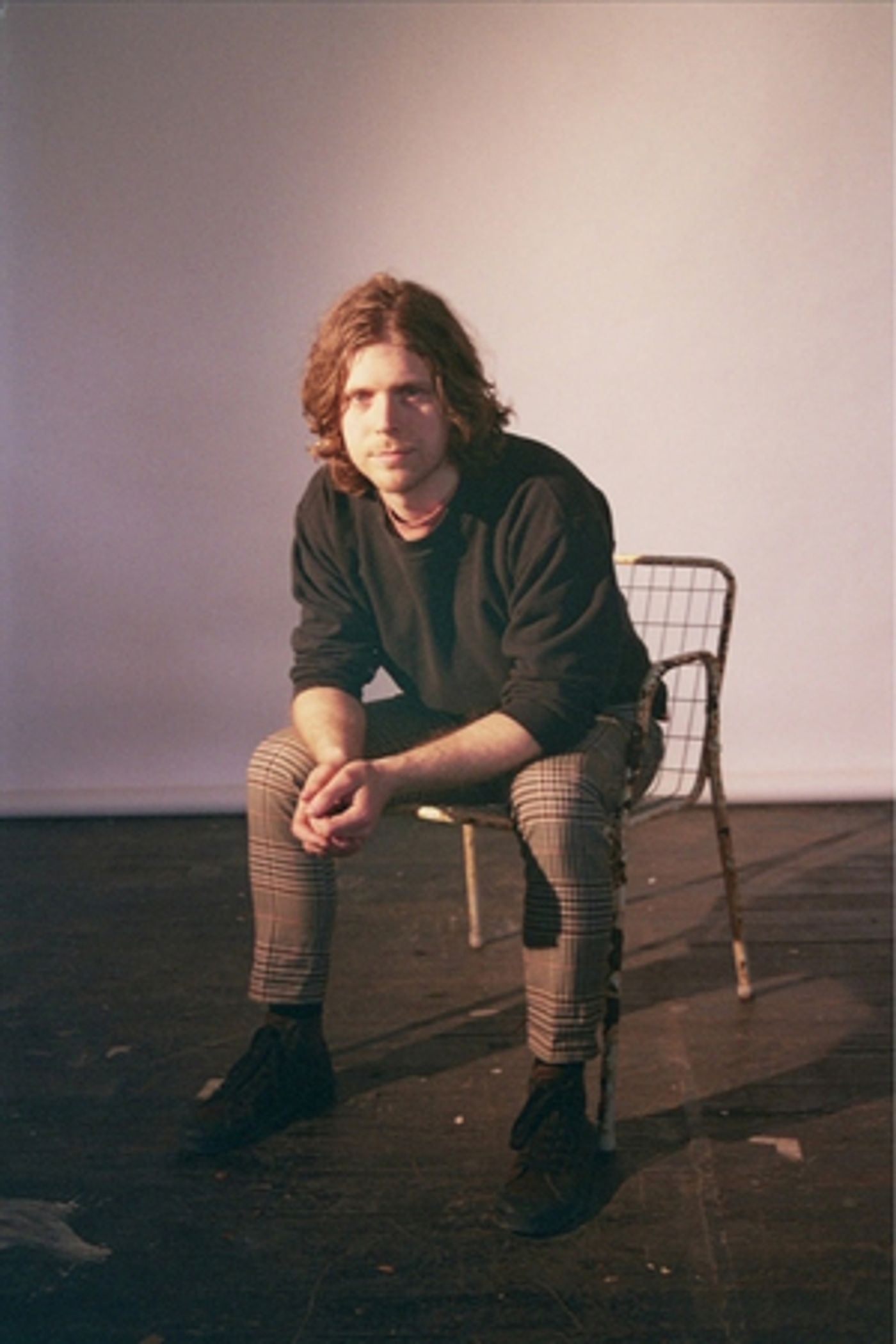 VIDEO: Lightleak Shares Music Video for 'No Icon'  Image