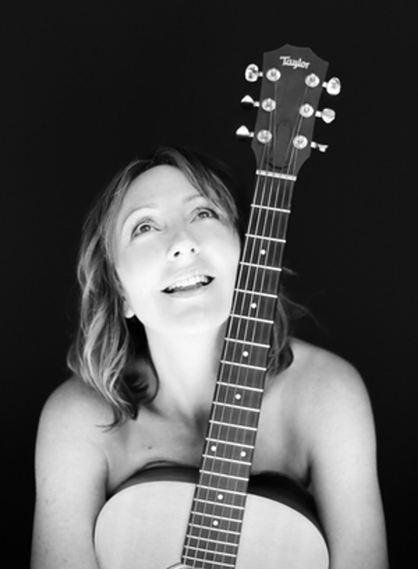 Carmen Cusack to Present BARING ALL at Feinstein's/54 Below  Image