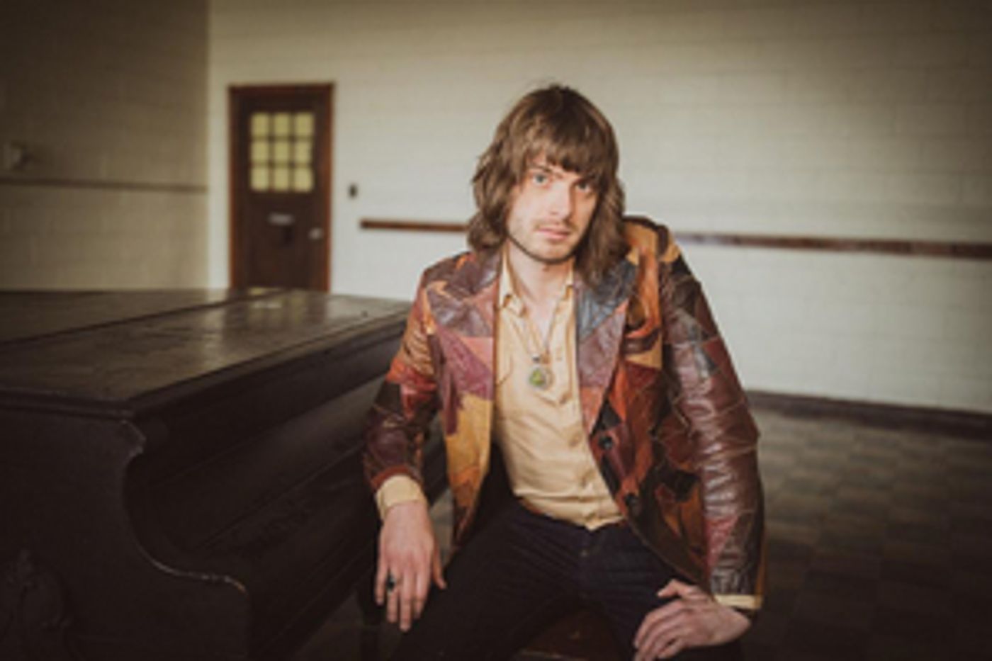 VIDEO: Neal Francis Releases 'Alameda Apartments' Live Video  Image