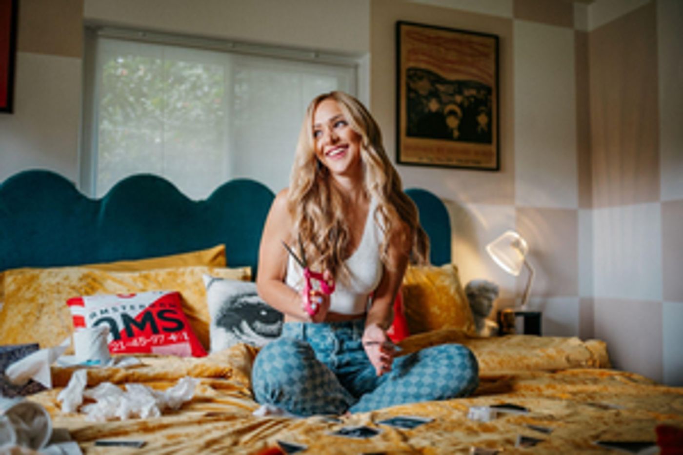 VIDEO: Amanda Cooksey Releases Music Video for 'Wish You Were Here' VIDEO: Amanda Cooksey Releases Music Video for 'Wish You Were Here' Image