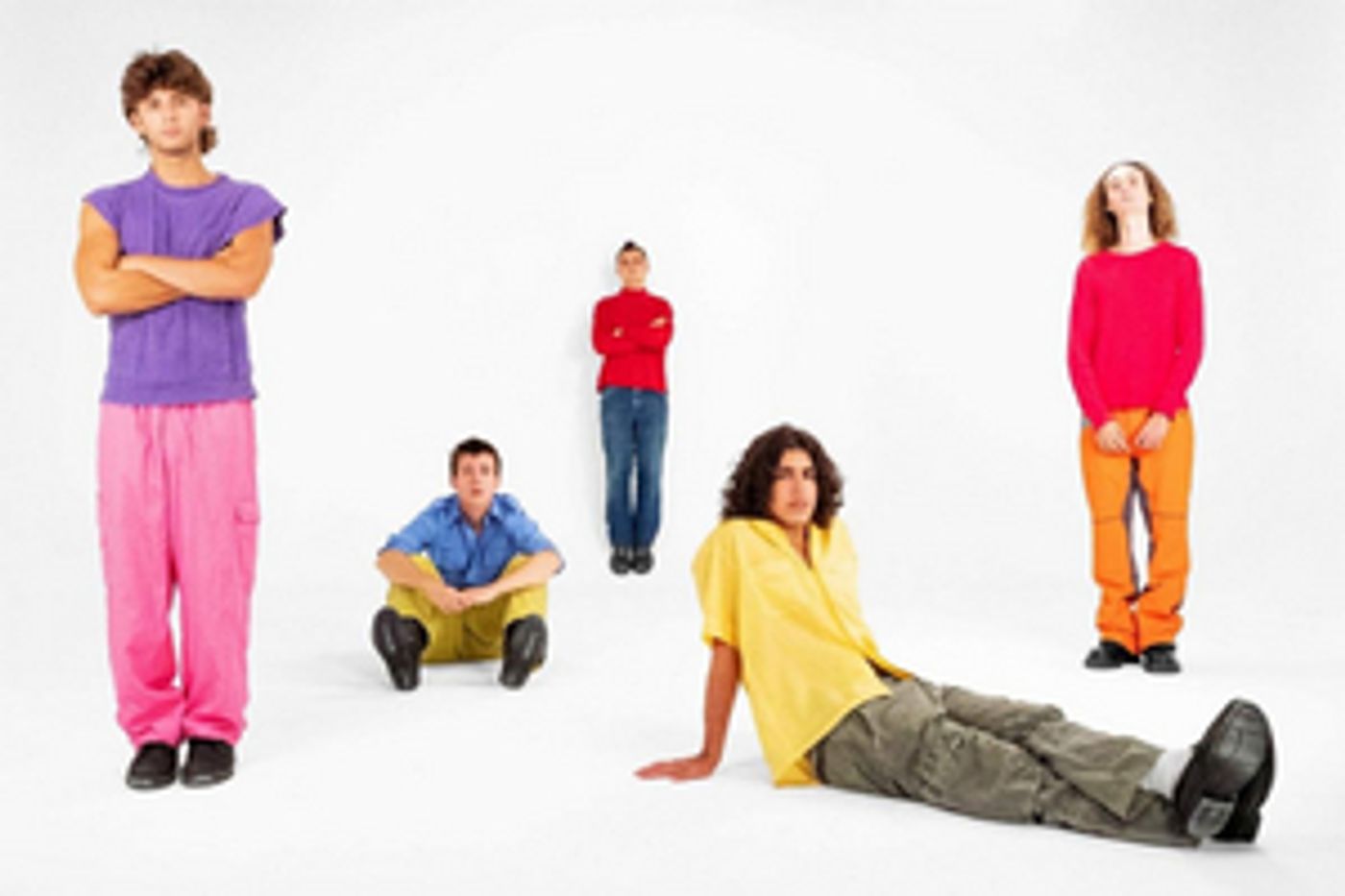 LAUNDRY DAY Make Warner Records Debut With New Single 'Connect 5' LAUNDRY DAY Make Warner Records Debut With New Single 'Connect 5' Image