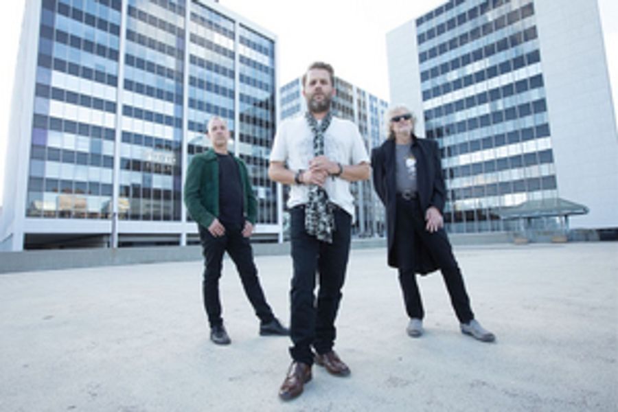 Sweet Justice Announces 'Redline' EP Image