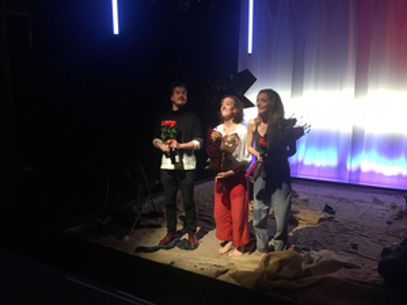 Review: MEET ME AT DAWN/MÖT MIG I GRYNINGEN at Batalj Scenkonst/Teater3  Image