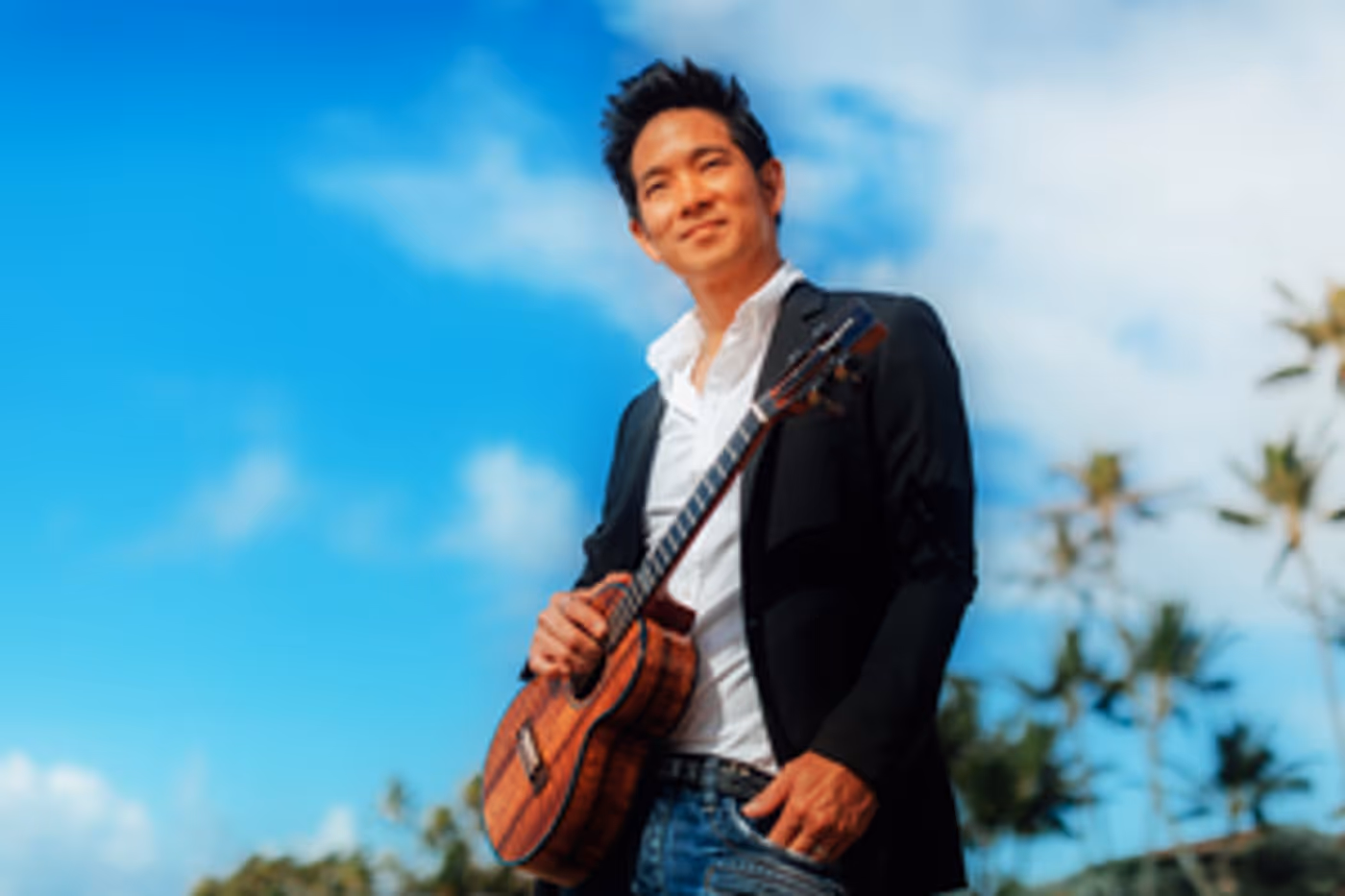 Jake Shimabukuro Announces New Album Featuring Bette Midler, Jimmy Buffett & More  Image
