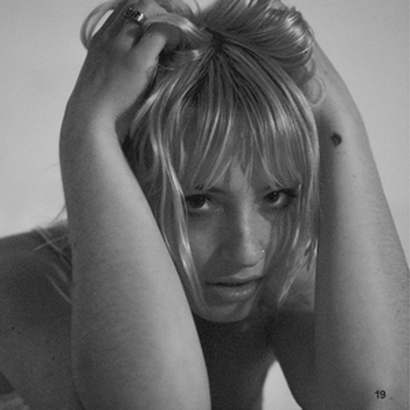 Chloe Lilac Debuts New Single '19' From Upcoming Mixtape  Image