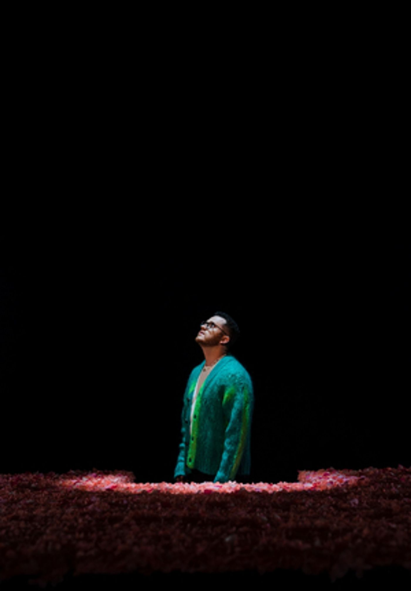 Sam Fischer Shares New Single 'Hopeless Romantic'  Image