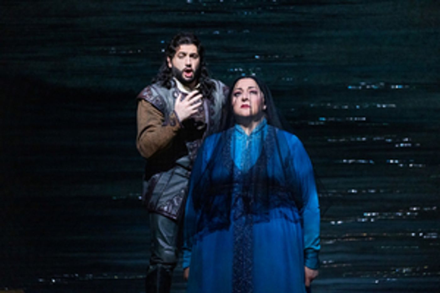 Review: Season's First TURANDOT Adds a Fourth Question - Is It Time to Retire Zeffirelli's Popular Production?  Image