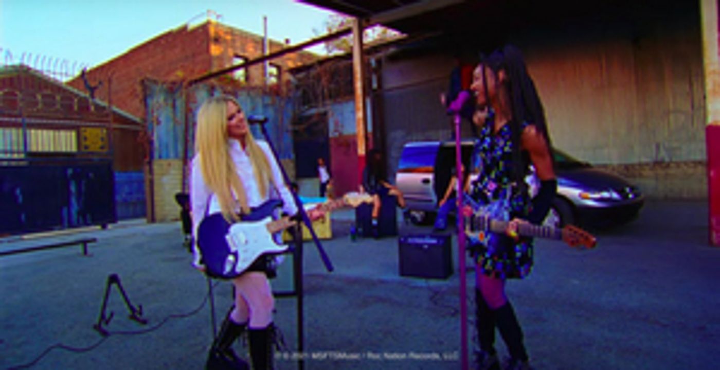 VIDEO: Avril Lavigne Joins WILLOW for 'G R O W' Music Video  Image