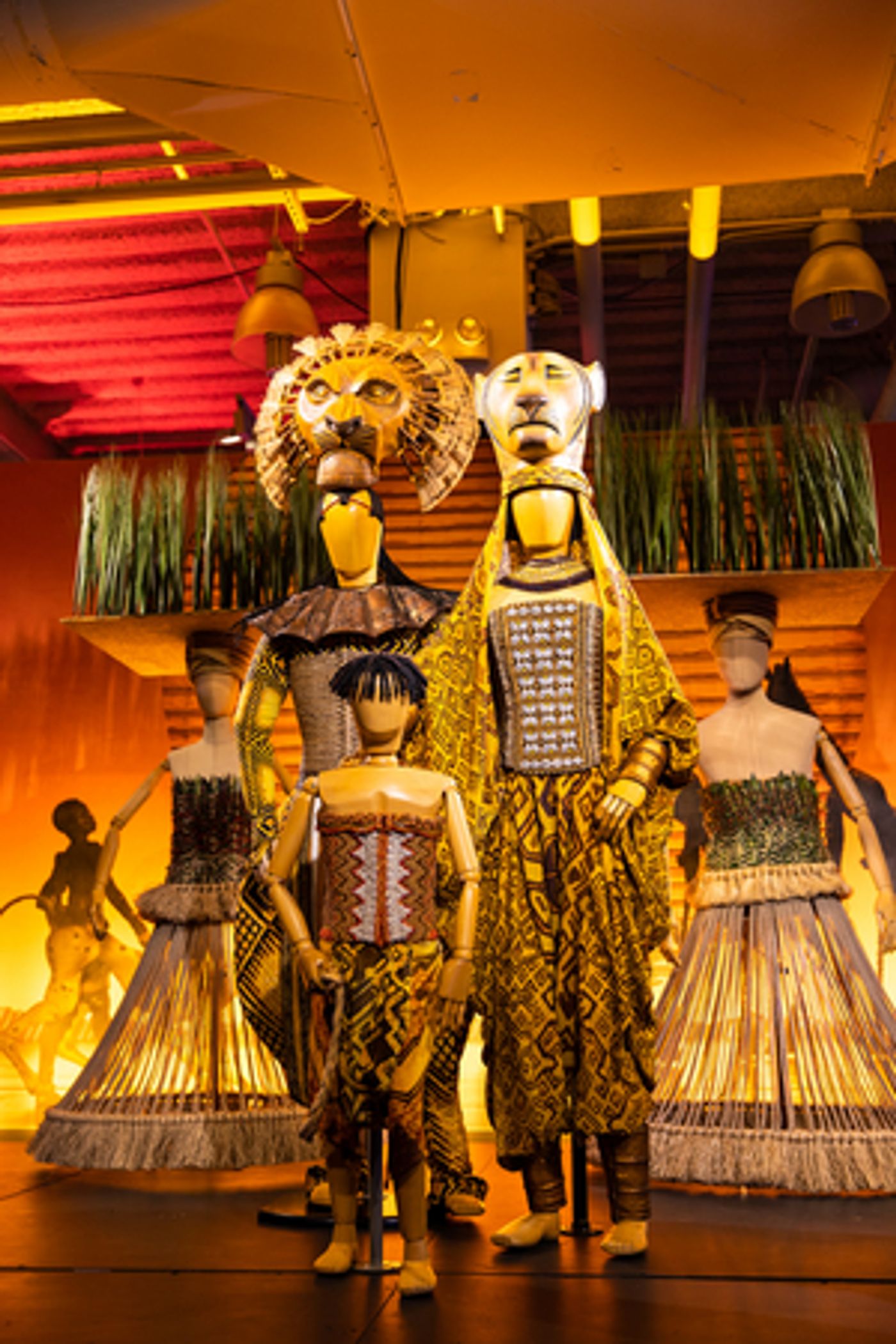 SHOWSTOPPERS! Spectacular Costumes From Stage & Screen to Reopen Tomorrow - Now Extended Through December 5, 2021  Image