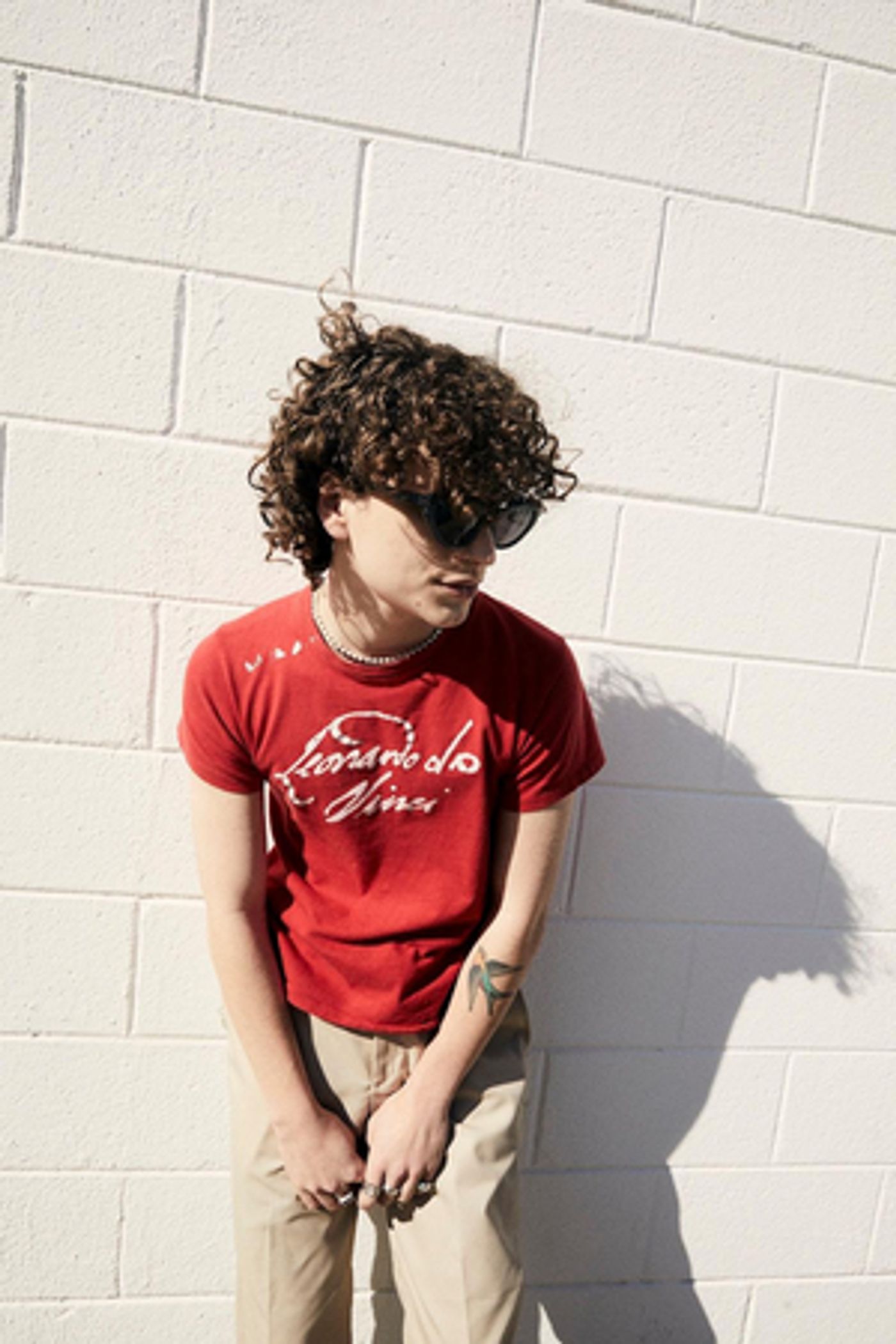 VIDEO: Hastings Releases New Lyric Video for 'Chapstick' VIDEO: Hastings Releases New Lyric Video for 'Chapstick' Image