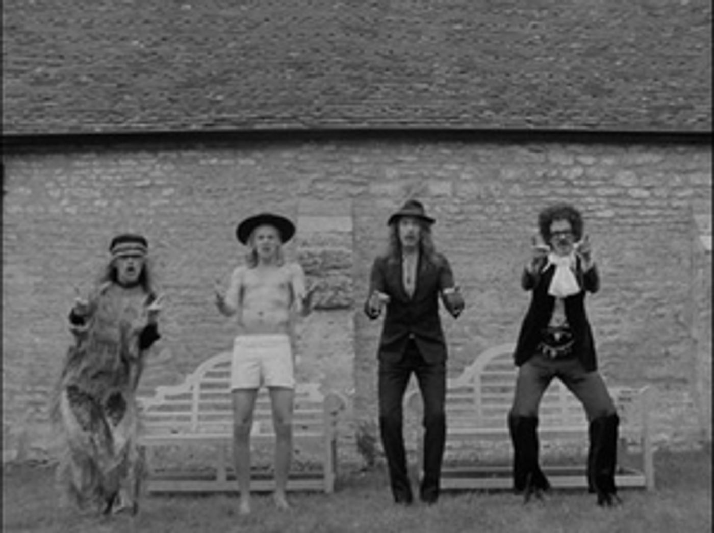 VIDEO: The Darkness Reveal Video for New Single 'It's Love, Jim' VIDEO: The Darkness Reveal Video for New Single 'It's Love, Jim' Image