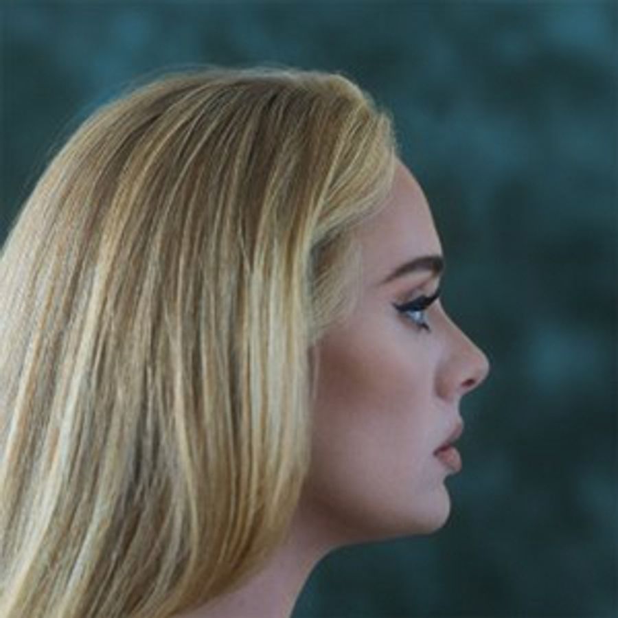Adele Announces Initial 2022 Concert Dates Image