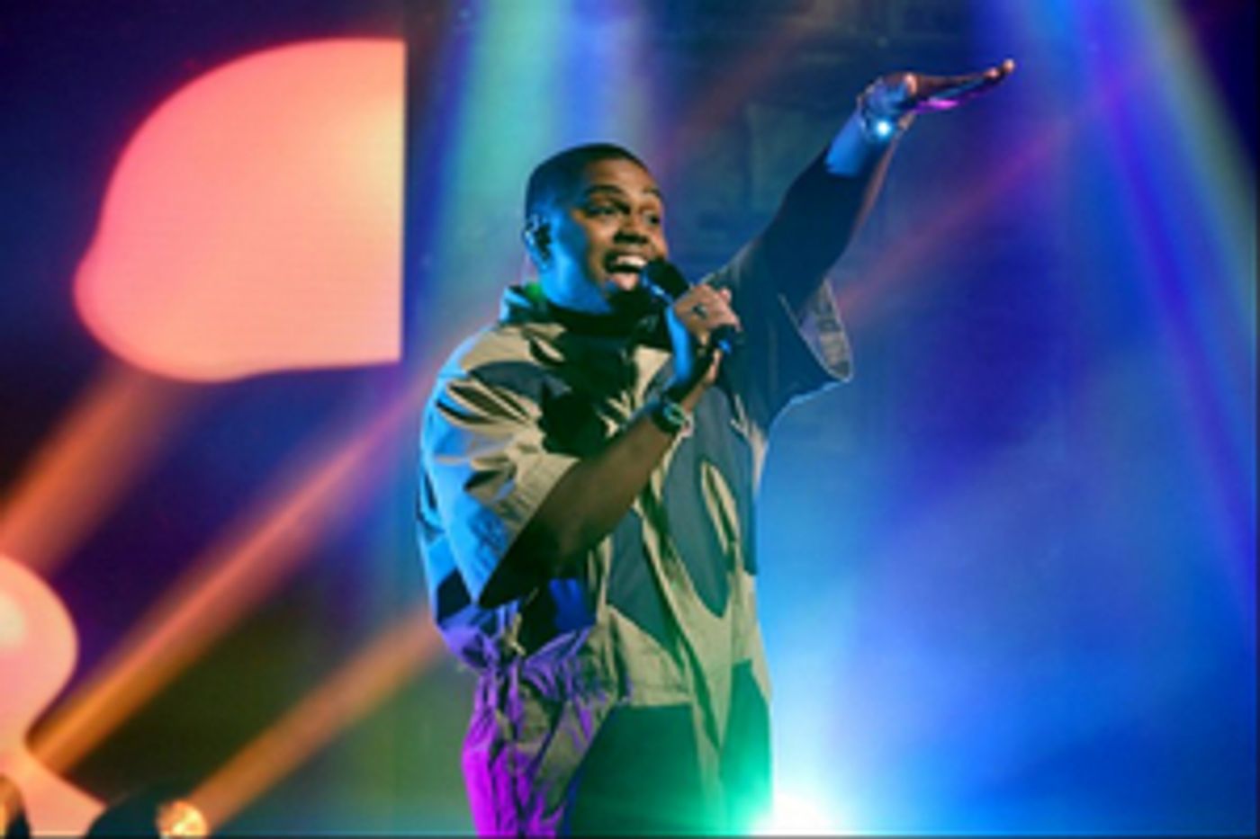 VIDEO: Watch Michael J. Woodward Perform 'Hope Full' on ELLEN  Image