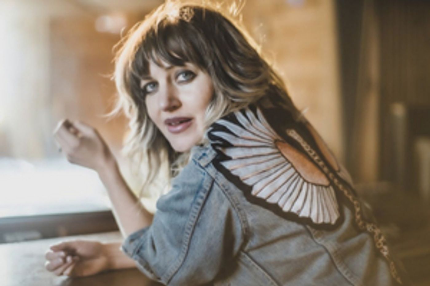 Anaïs Mitchell Releases New Single 'Bright Star'; Announces New Solo Album & US Tour  Image