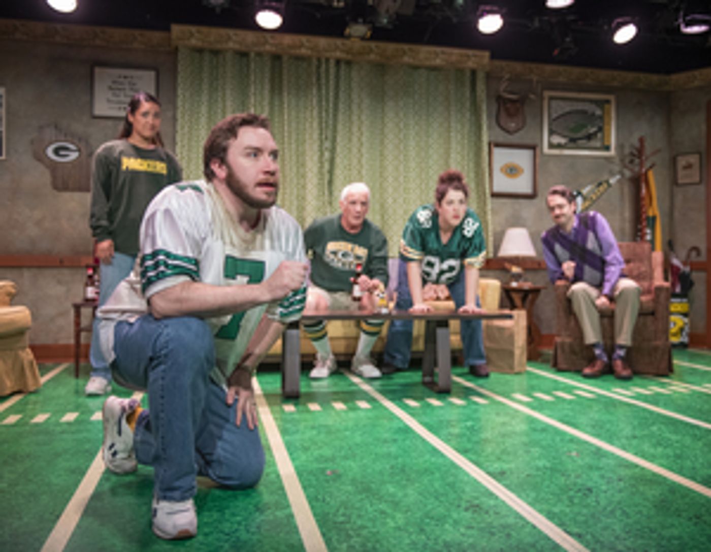 DAD'S SEASON TICKETS is Running at Milwaukee Reparatory Theatre Through January  Image