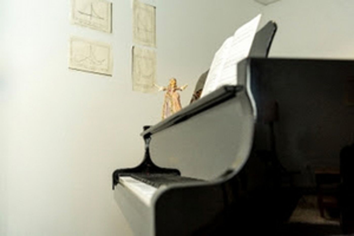 Late Justice Ruth Bader Ginsburg's Family Gifts Washington National Opera Her Piano Late Justice Ruth Bader Ginsburg's Family Gifts Washington National Opera Her Piano Image