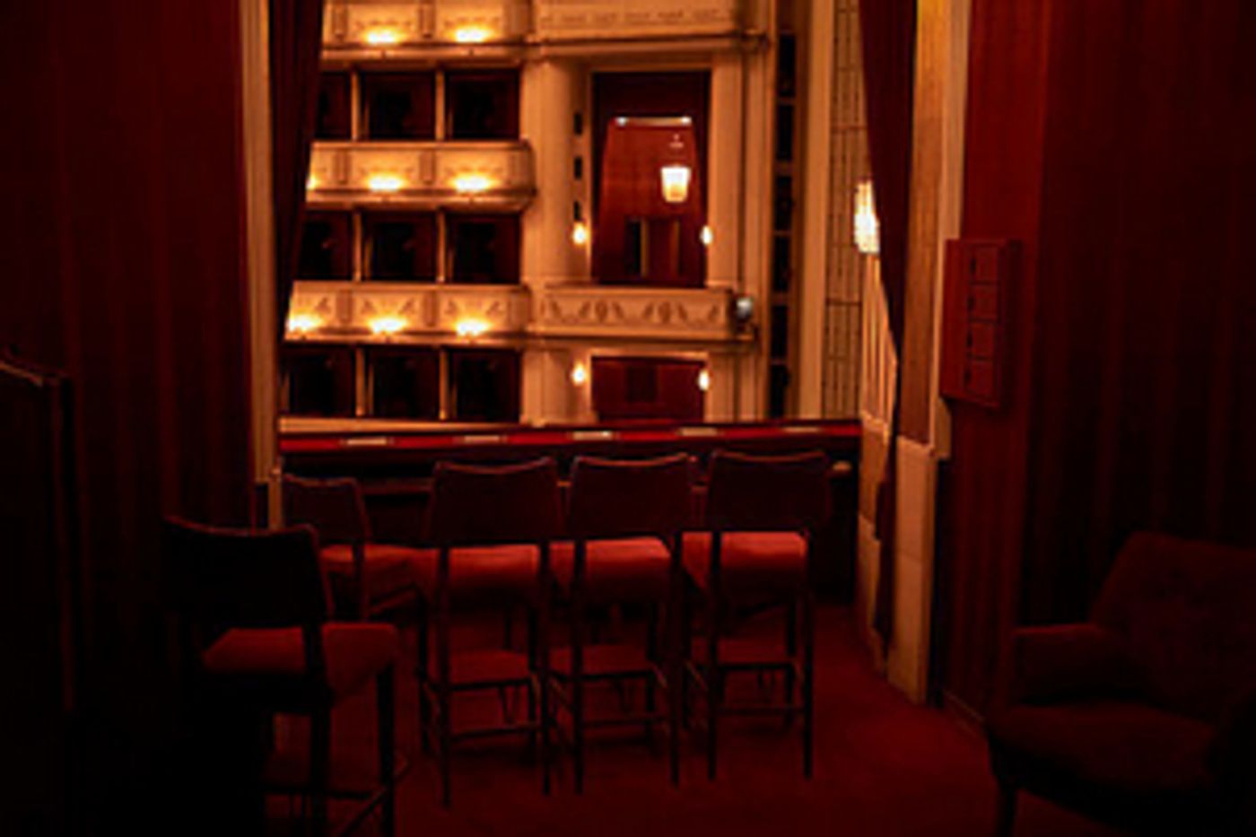 Wiener Staatsoper Tightens COVID-19 Restrictions For Live Events  Image