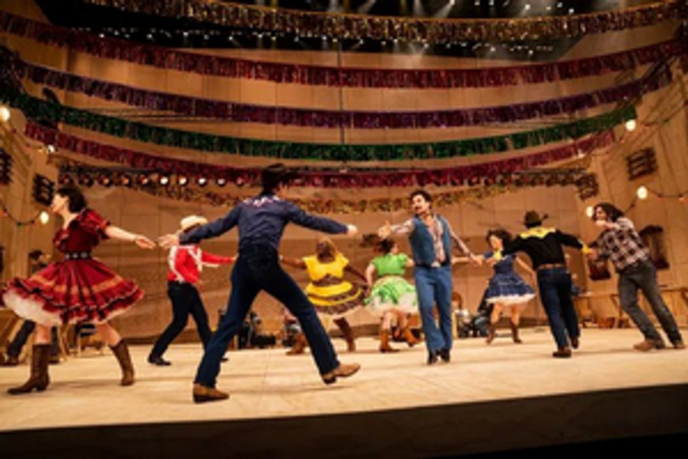 Review Roundup: North American Tour of OKLAHOMA! Takes the Stage; What Are the Critics Saying?  Image