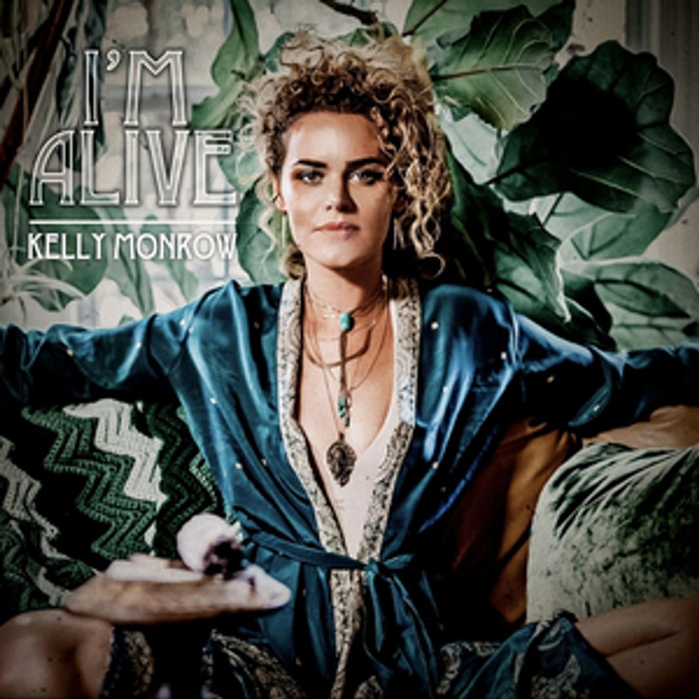 VIDEO: Kelly Dowdle Shares New 'I'm Alive' Music Video  Image