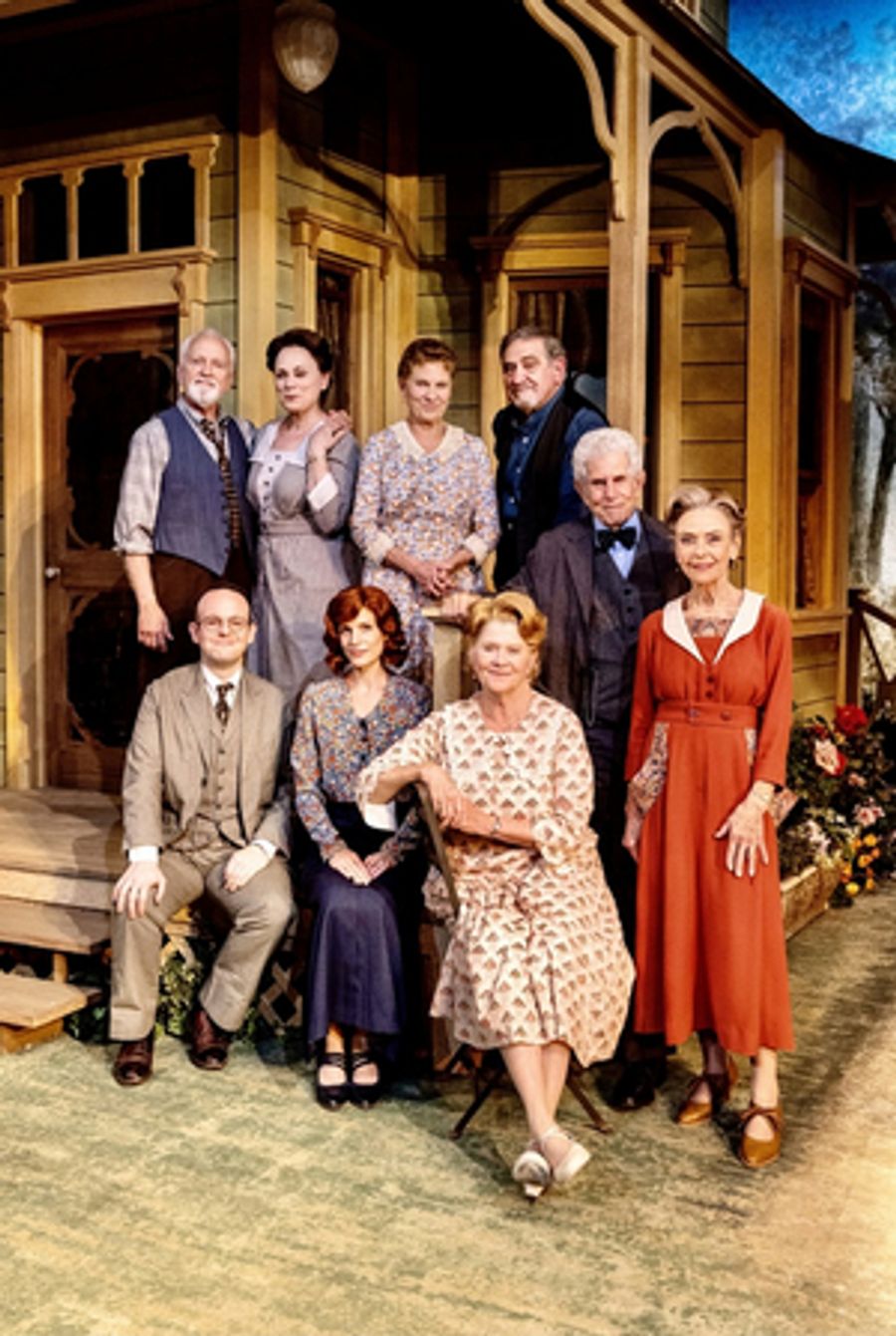 MORNING'S AT SEVEN to Close Off-Broadway Image