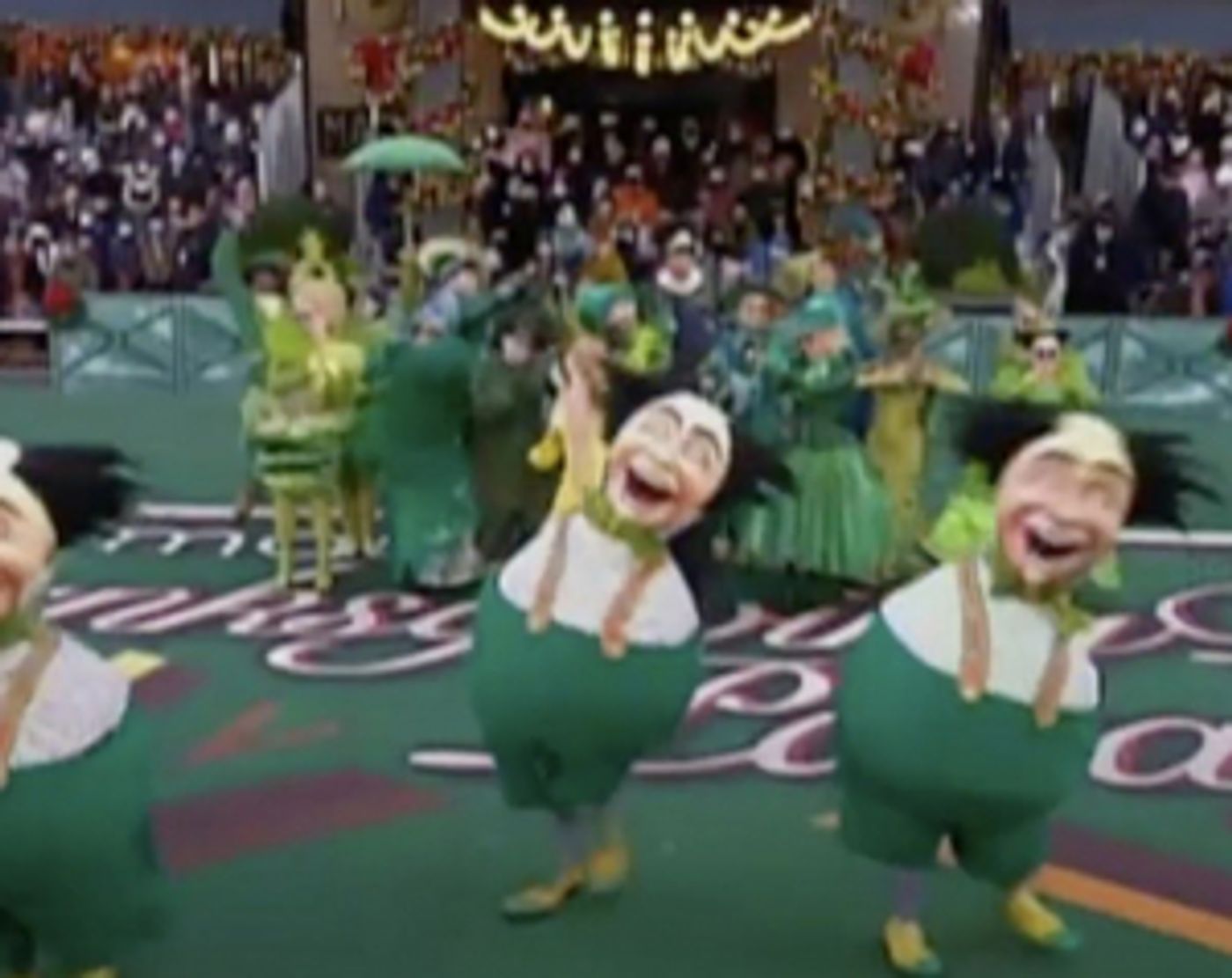 VIDEO: Watch WICKED's Return to the Macy's Thanksgiving Day Parade  Image