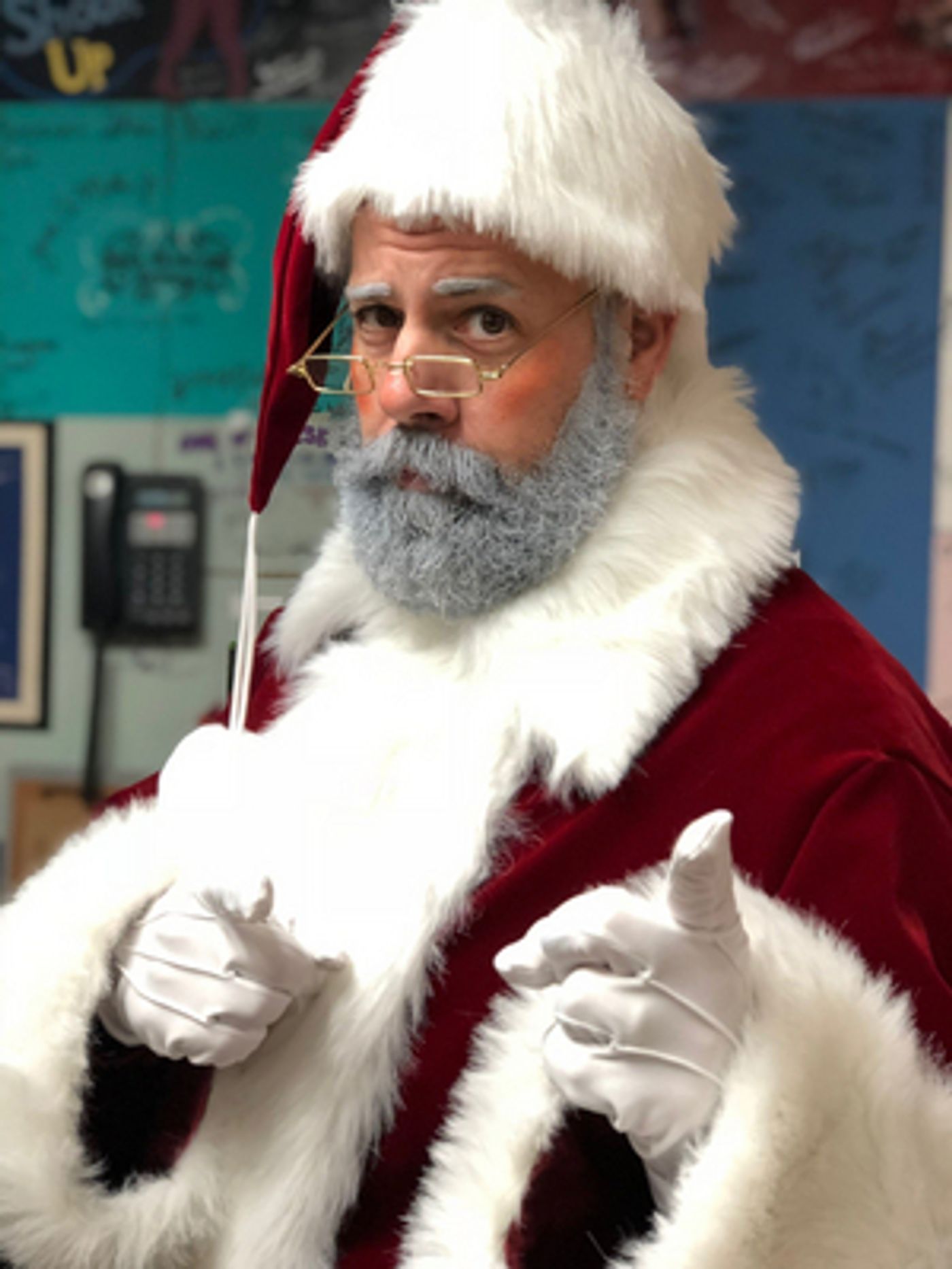 Review: HOLLY JOLLY CHRISTMAS at Broadway Palm  Image