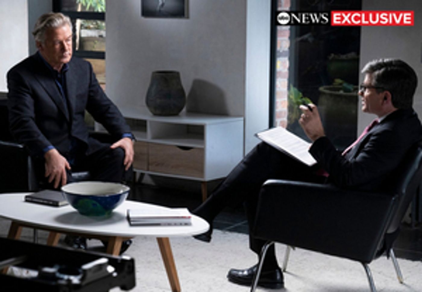 Alec Baldwin to Sit Down With George Stephanopoulos For Interview Following RUST Shooting  Image