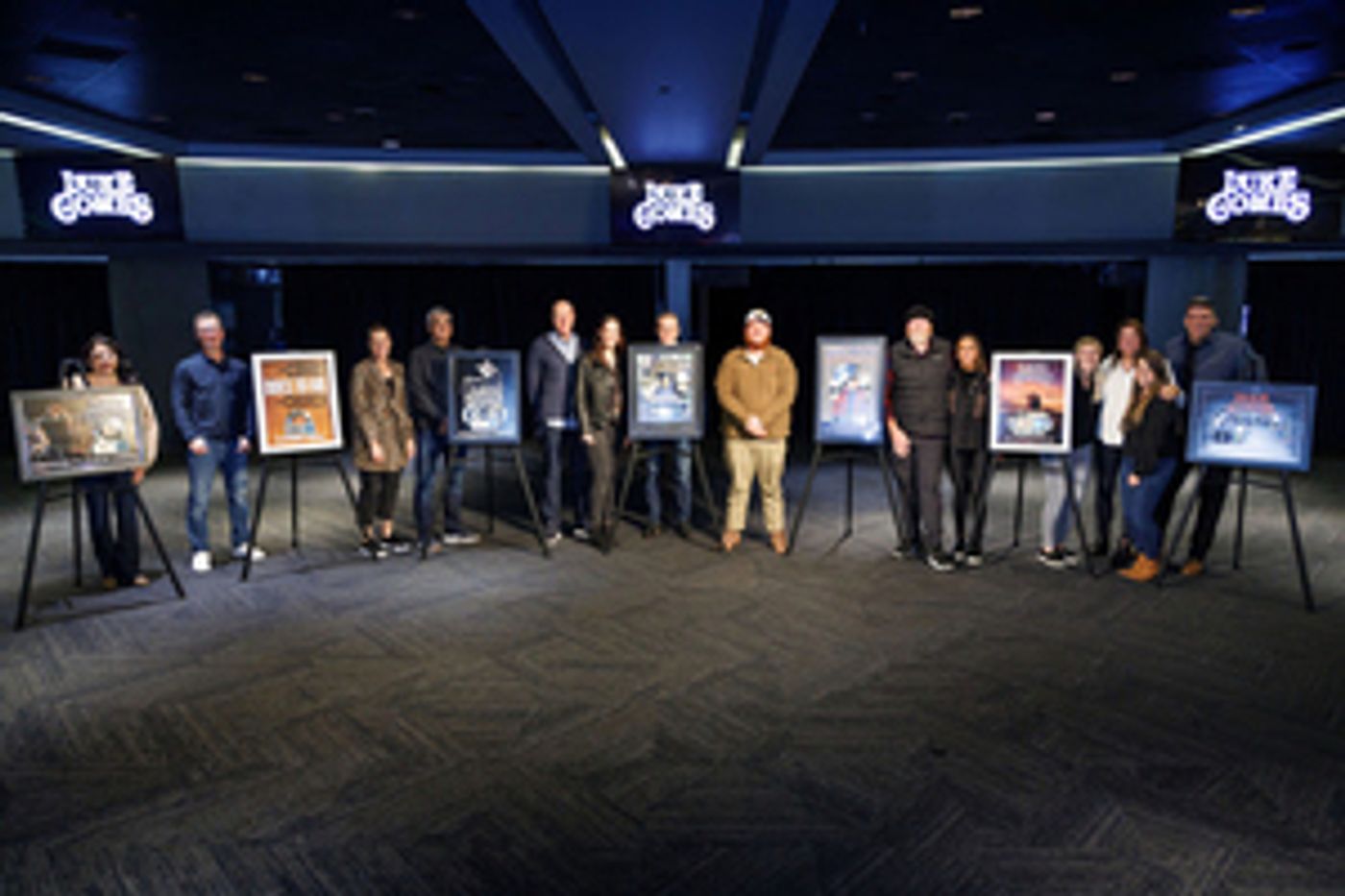 Luke Combs Achieves New Platinum Certifications  Image