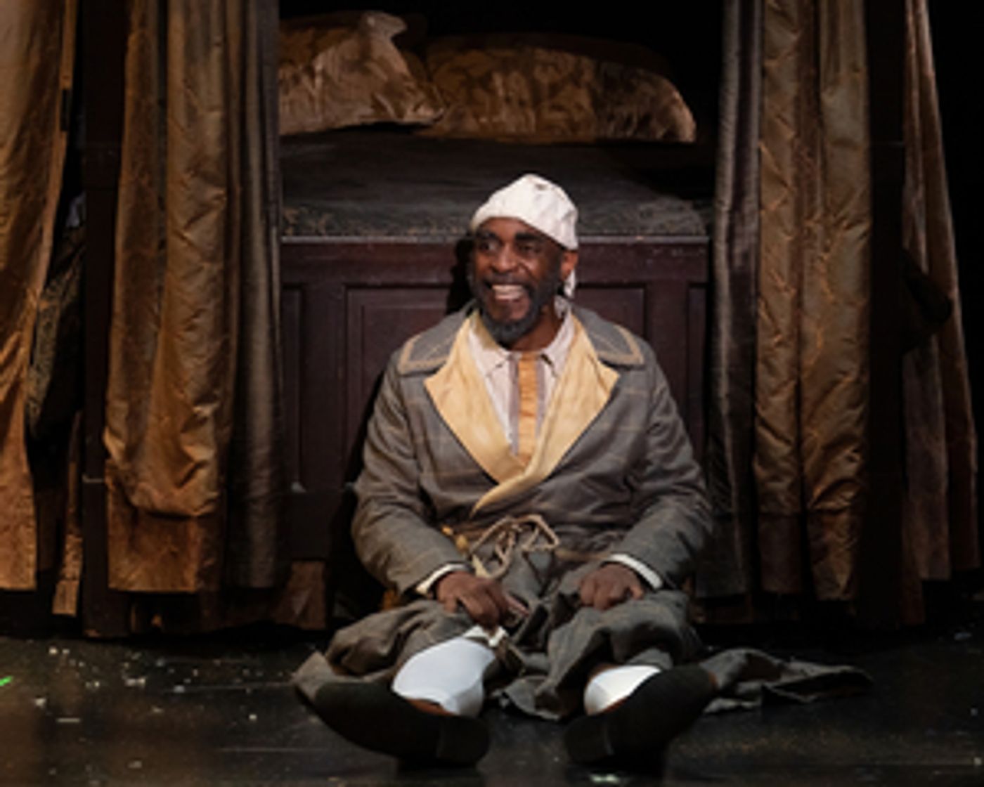Review: A CHRISTMAS CAROL at ZACH Theatre  Image