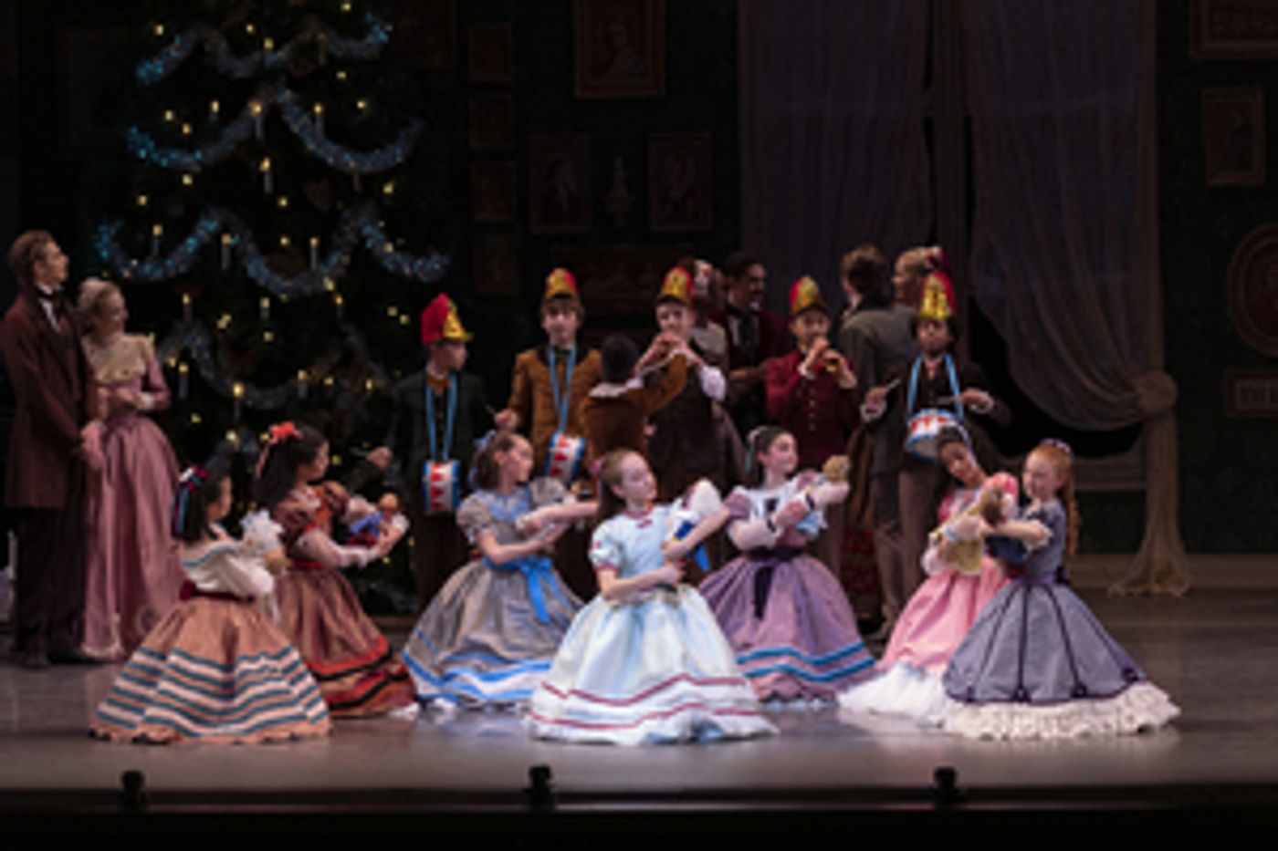 Review: GEORGE BALANCHINE'S THE NUTCRACKER by NYCB is an Exquisite Experience for All  Image