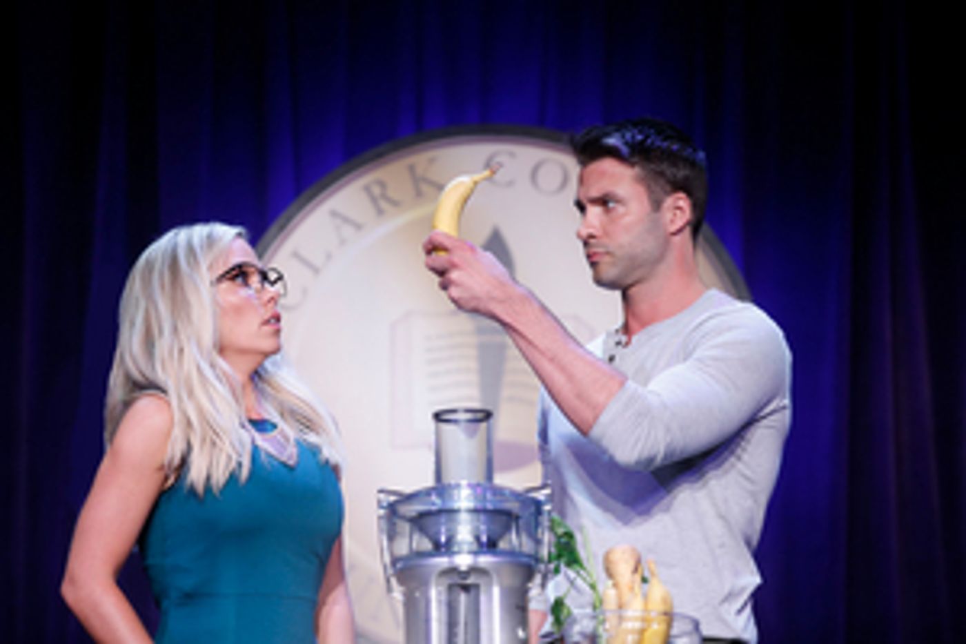 SEX TIPS FOR STRAIGHT WOMEN FROM A GAY MAN Announces Opening In Chicago    Image