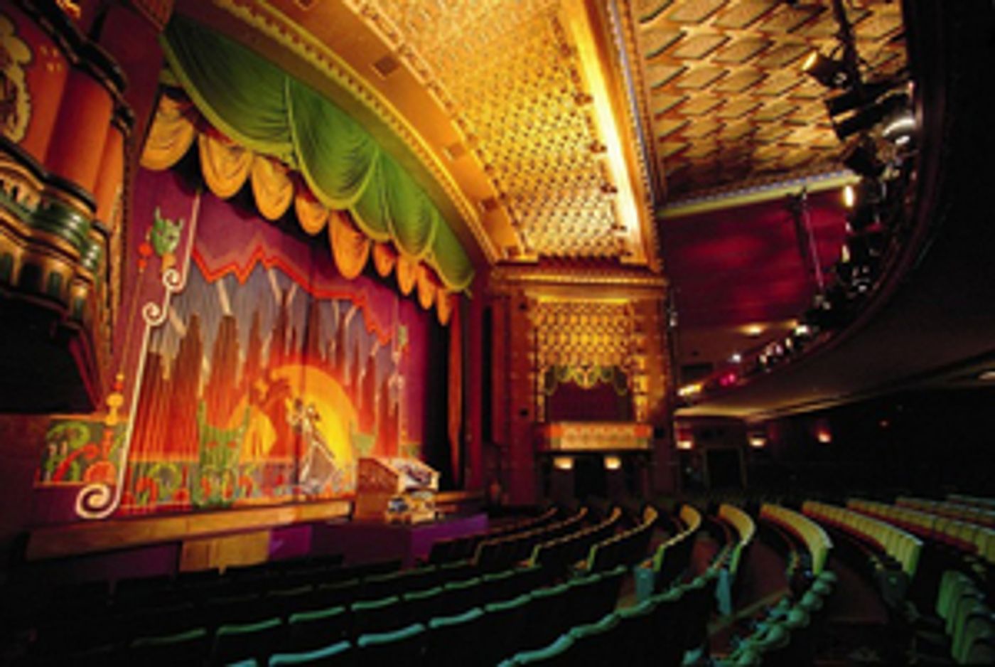 Feature: My Magical Retro Movie Experience at the El Capitan Theatre  Image