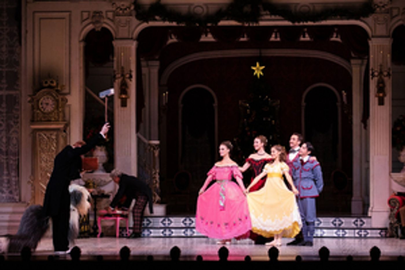 Review: THE NUTCRACKER is a Prancing Good Time at Houston Ballet  Image