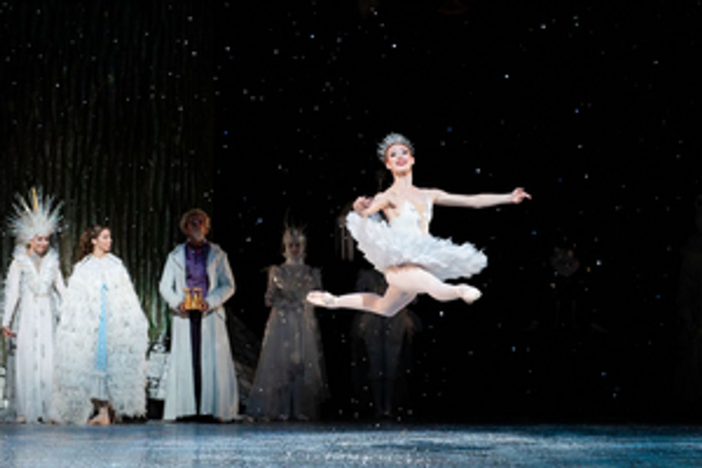 Review: THE NUTCRACKER is a Prancing Good Time at Houston Ballet  Image
