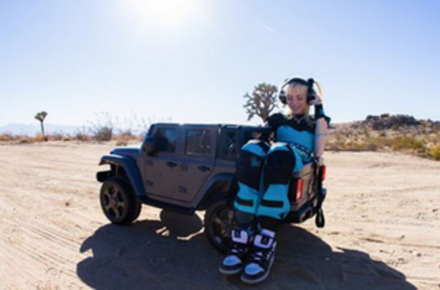 Sophie Powers Releases New Single 'Clearview' Featuring NOAHFINNCE Sophie Powers Releases New Single 'Clearview' Featuring NOAHFINNCE Image