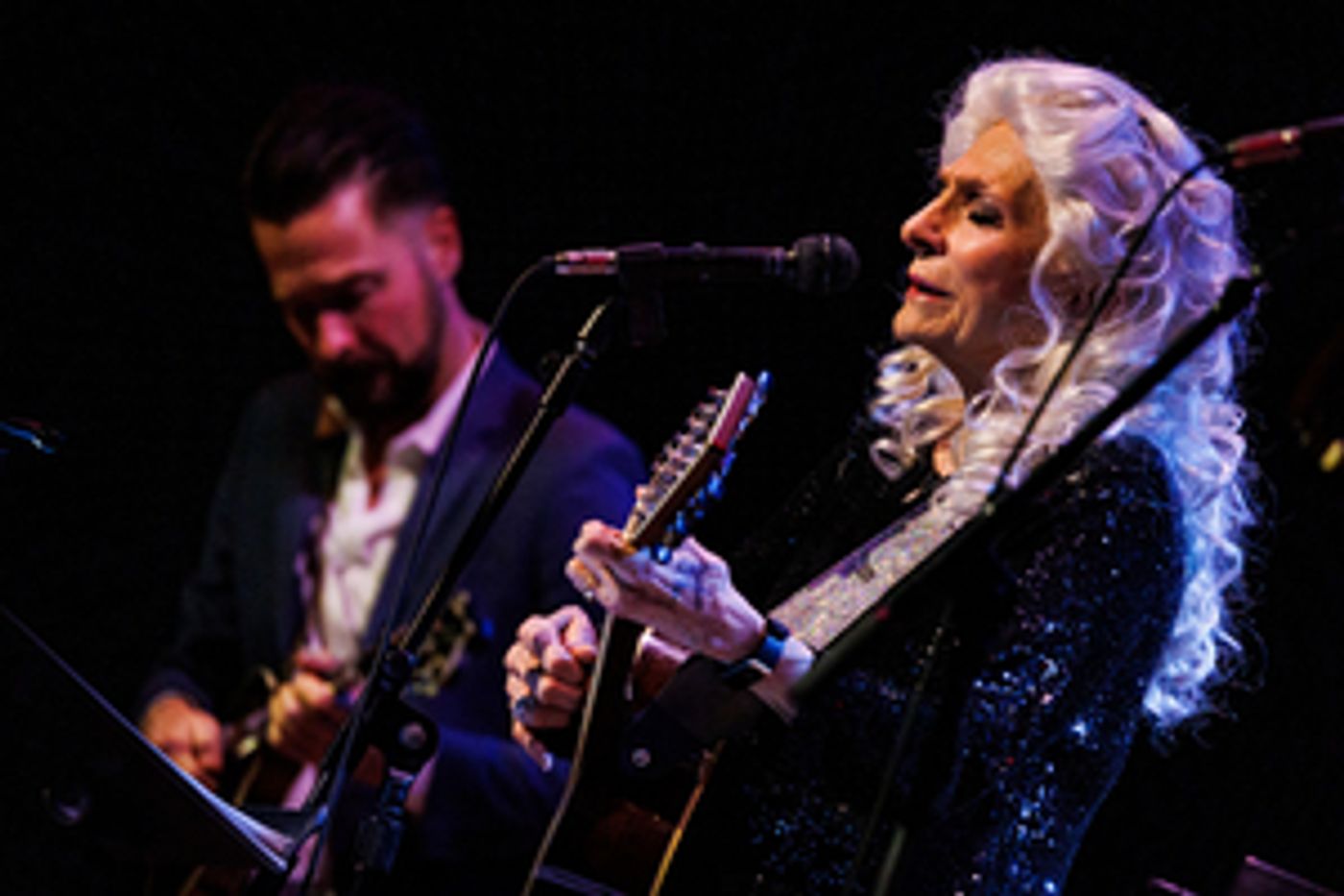 Review: Judy Collins Lifts Spirits With WINTER STORIES at Town Hall by Guest Reviewers Ellen Bonjorno and Georga Osborne  Image