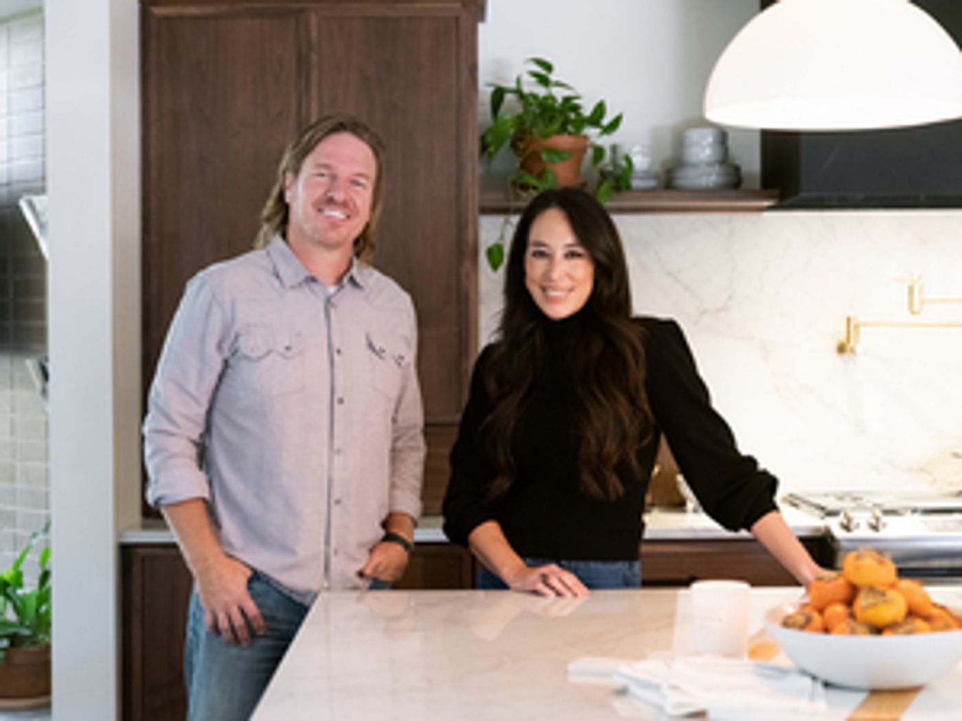 Chip & Joanna Gaines' Magnolia Network Makes Cable Debut Chip & Joanna Gaines' Magnolia Network Makes Cable Debut Image