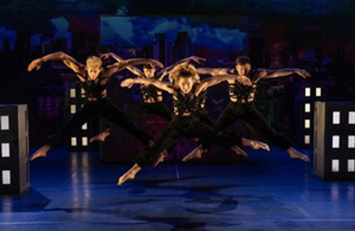 Motionhouse Will Bring New Dance-Circus Adventure To The Hippodrome Stage Motionhouse Will Bring New Dance-Circus Adventure To The Hippodrome Stage Image